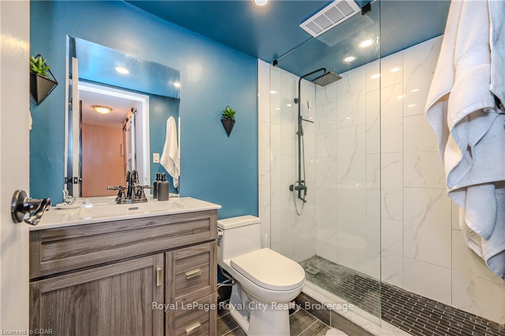 Photo 19 of Unit 816, 19 Woodlawn Road E, Guelph, Riverside Park — HOMEH