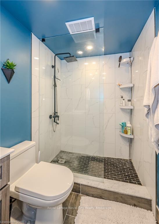 Photo 21 of Unit 816, 19 Woodlawn Road E, Guelph, Riverside Park — HOMEH