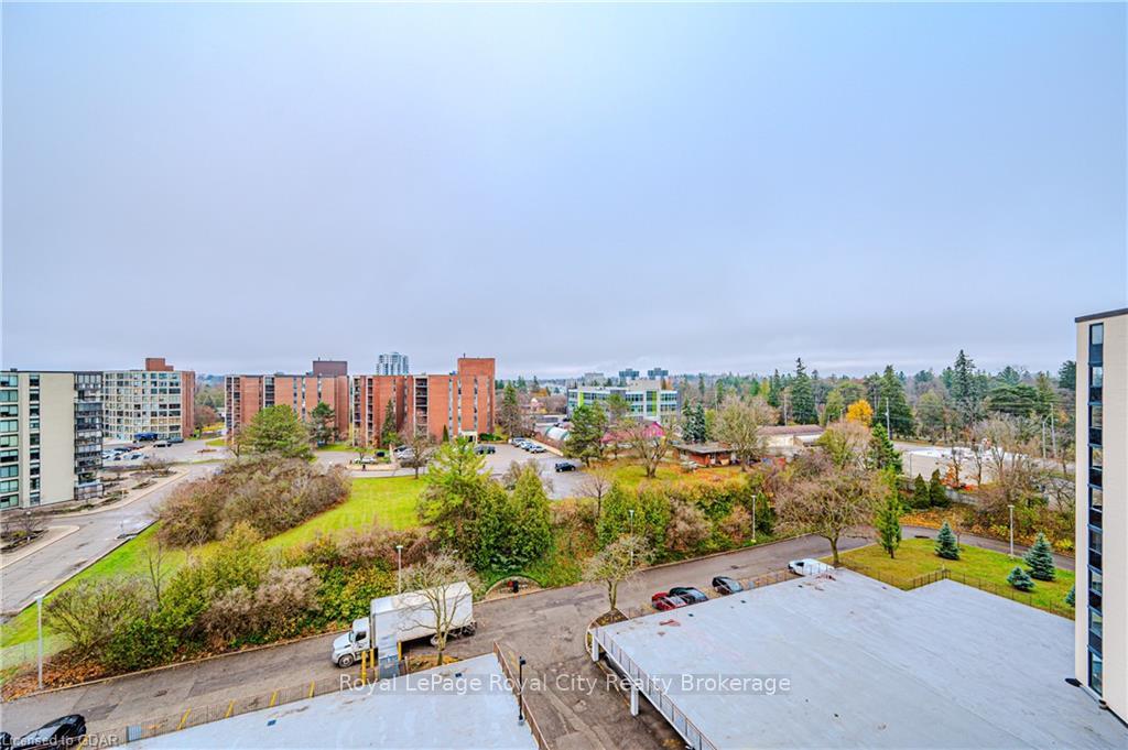 Photo 25 of Unit 816, 19 Woodlawn Road E, Guelph, Riverside Park — HOMEH