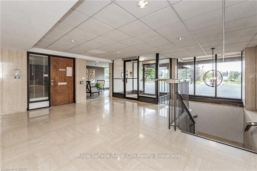 Photo 37 of Unit 816, 19 Woodlawn Road E, Guelph, Riverside Park — HOMEH
