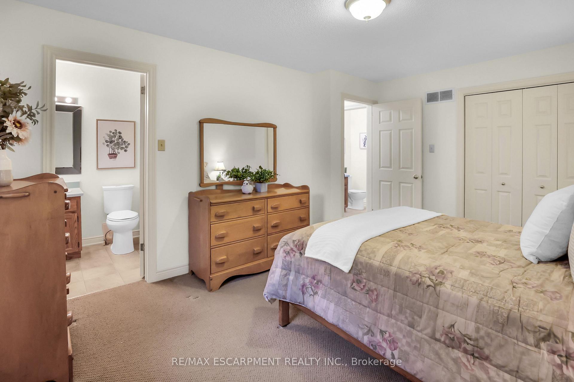 Photo 12 of Unit 41, 10 Wentworth Drive, Grimsby, Grimsby East — HOMEH
