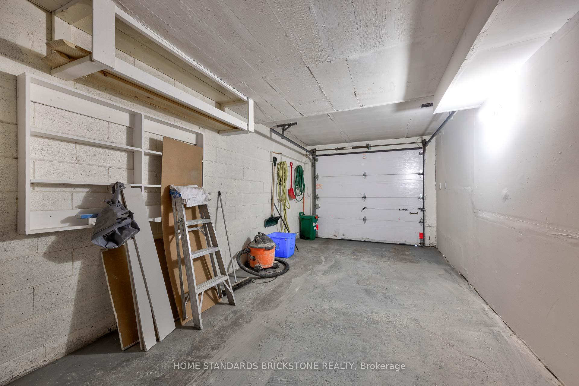 Photo 33 of Unit 34, 12 Poplar Crescent, Aurora, Aurora Highlands — HOMEH