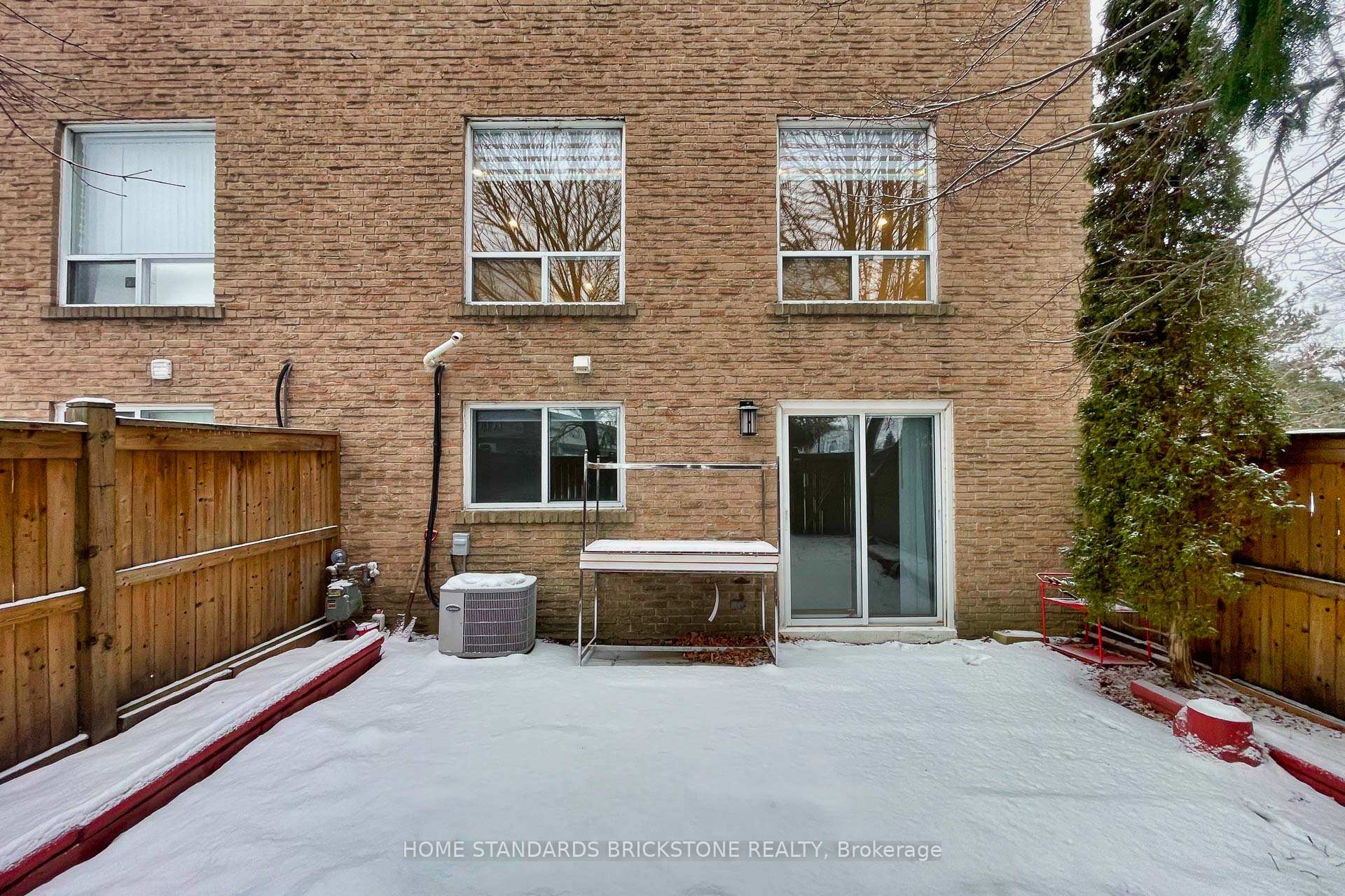 Photo 36 of Unit 34, 12 Poplar Crescent, Aurora, Aurora Highlands — HOMEH