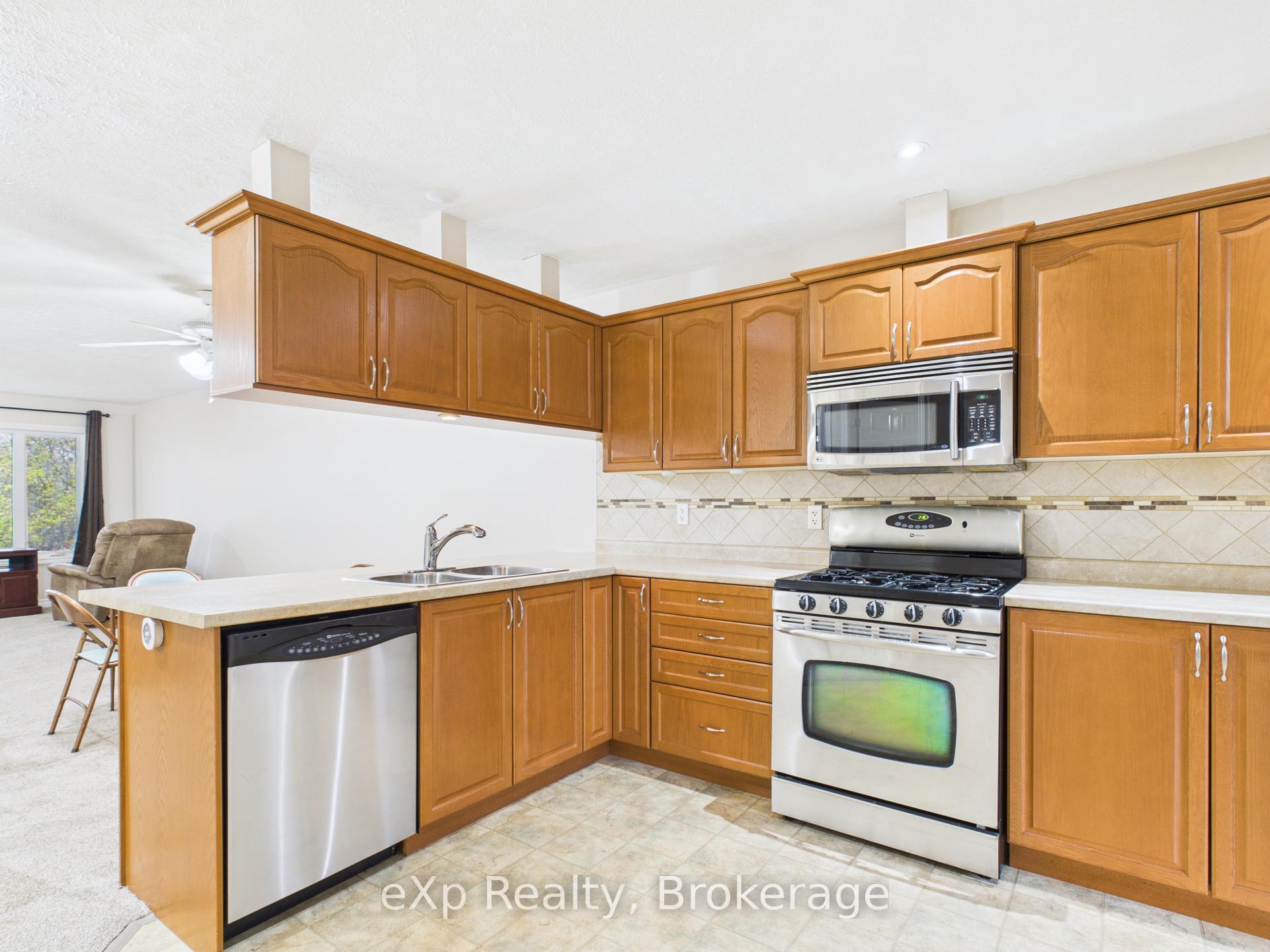 Photo 13 of Unit 9, 302 Park Street W, West Grey — HOMEH