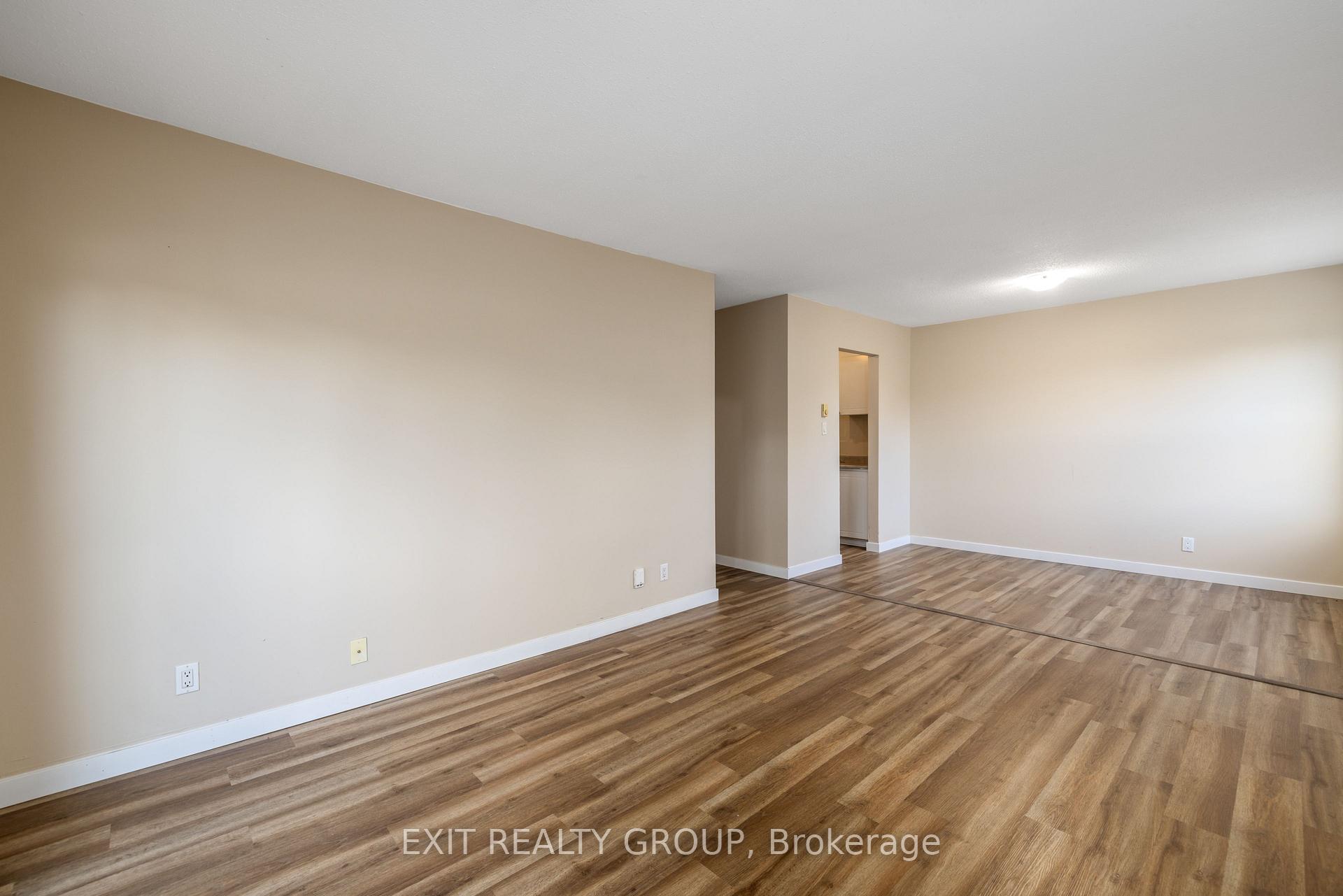 Photo 14 of Unit 401, 25 College Street E, Belleville, Belleville Ward — HOMEH