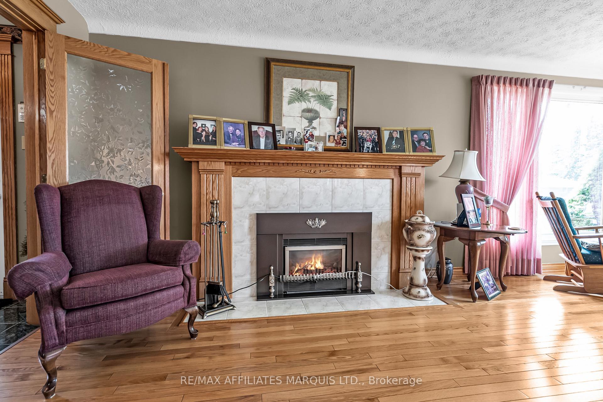 Photo 4 of 1413 Queen Street, Cornwall — HOMEH