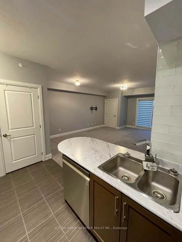 Photo 10 of Unit 413, 54 Koda Street, Barrie, Rural Barrie Southwest — HOMEH