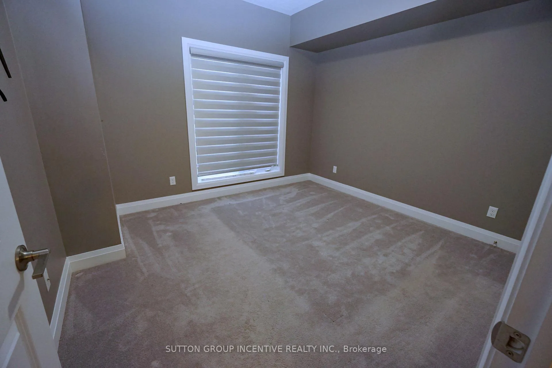 Photo 21 of Unit 413, 54 Koda Street, Barrie, Rural Barrie Southwest — HOMEH