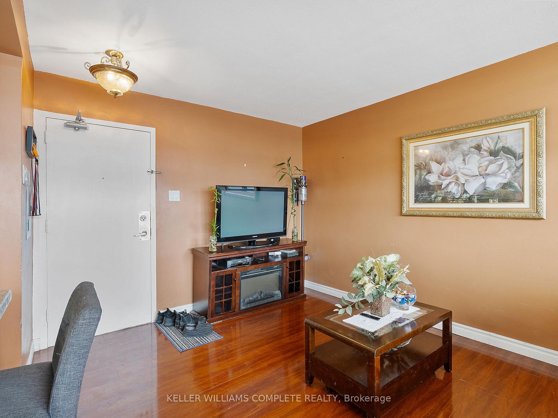 Photo 5 of Unit 707, 15 Albright Road, Hamilton, Vincent — HOMEH