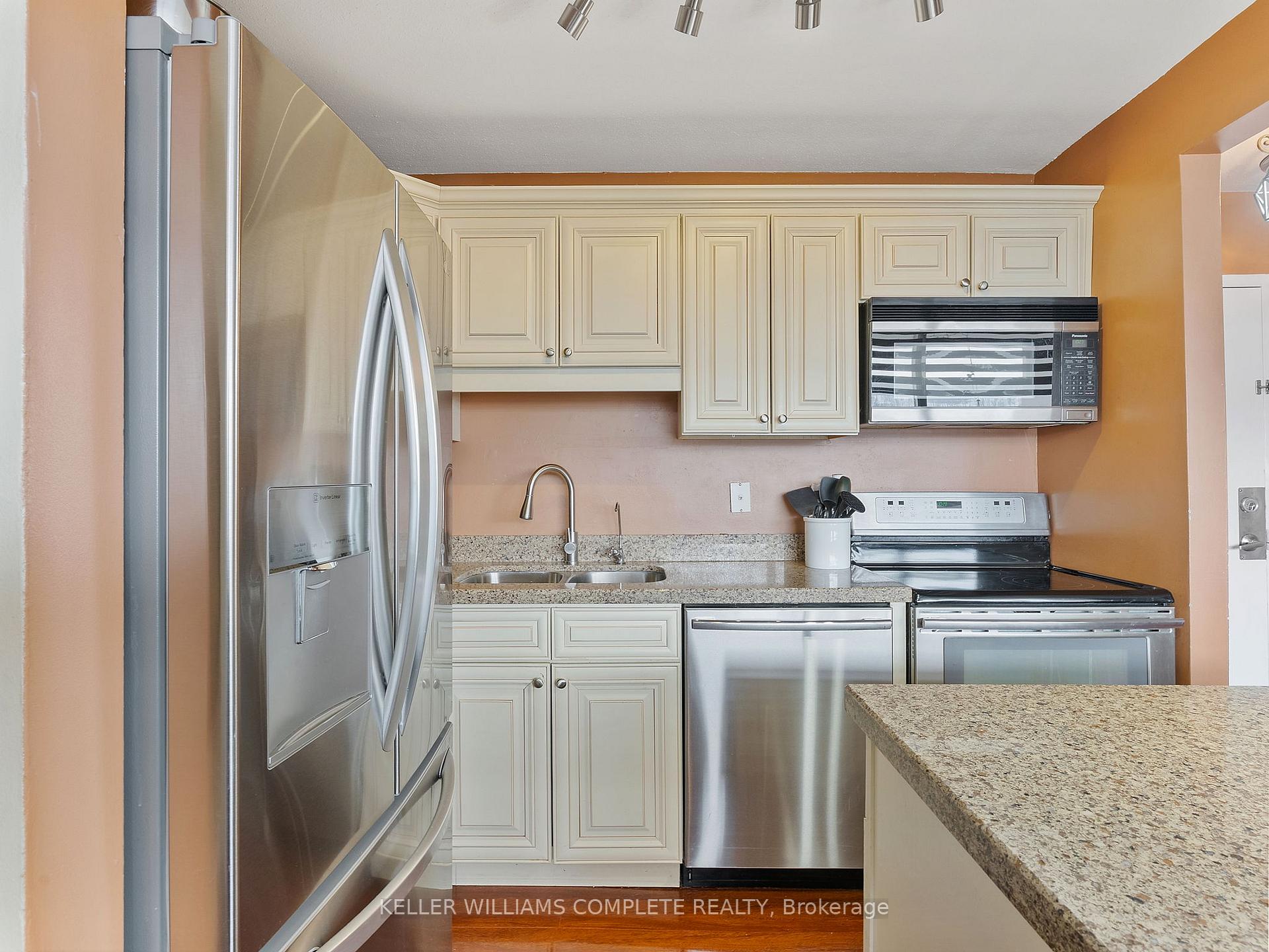 Photo 12 of Unit 707, 15 Albright Road, Hamilton, Vincent — HOMEH