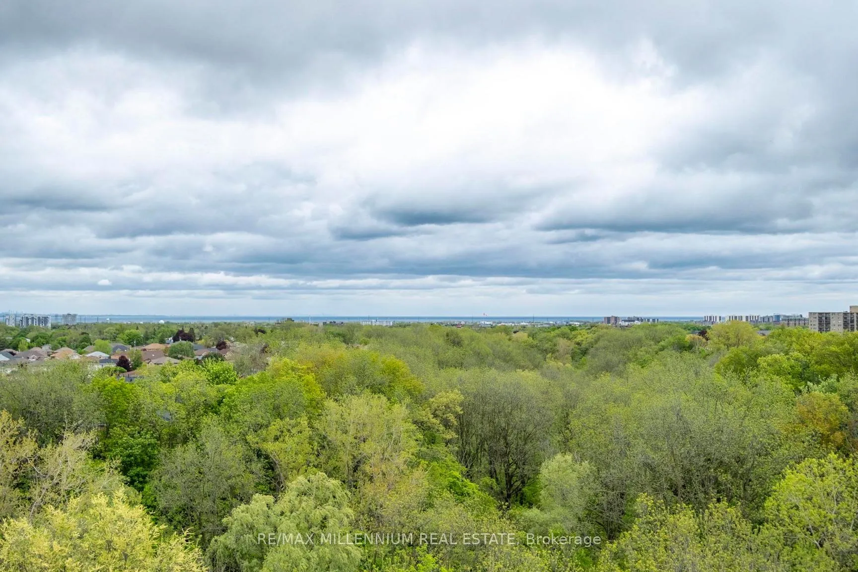 Photo 7 of Unit 708, 420 Greenhill Avenue, Hamilton, Vincent — HOMEH