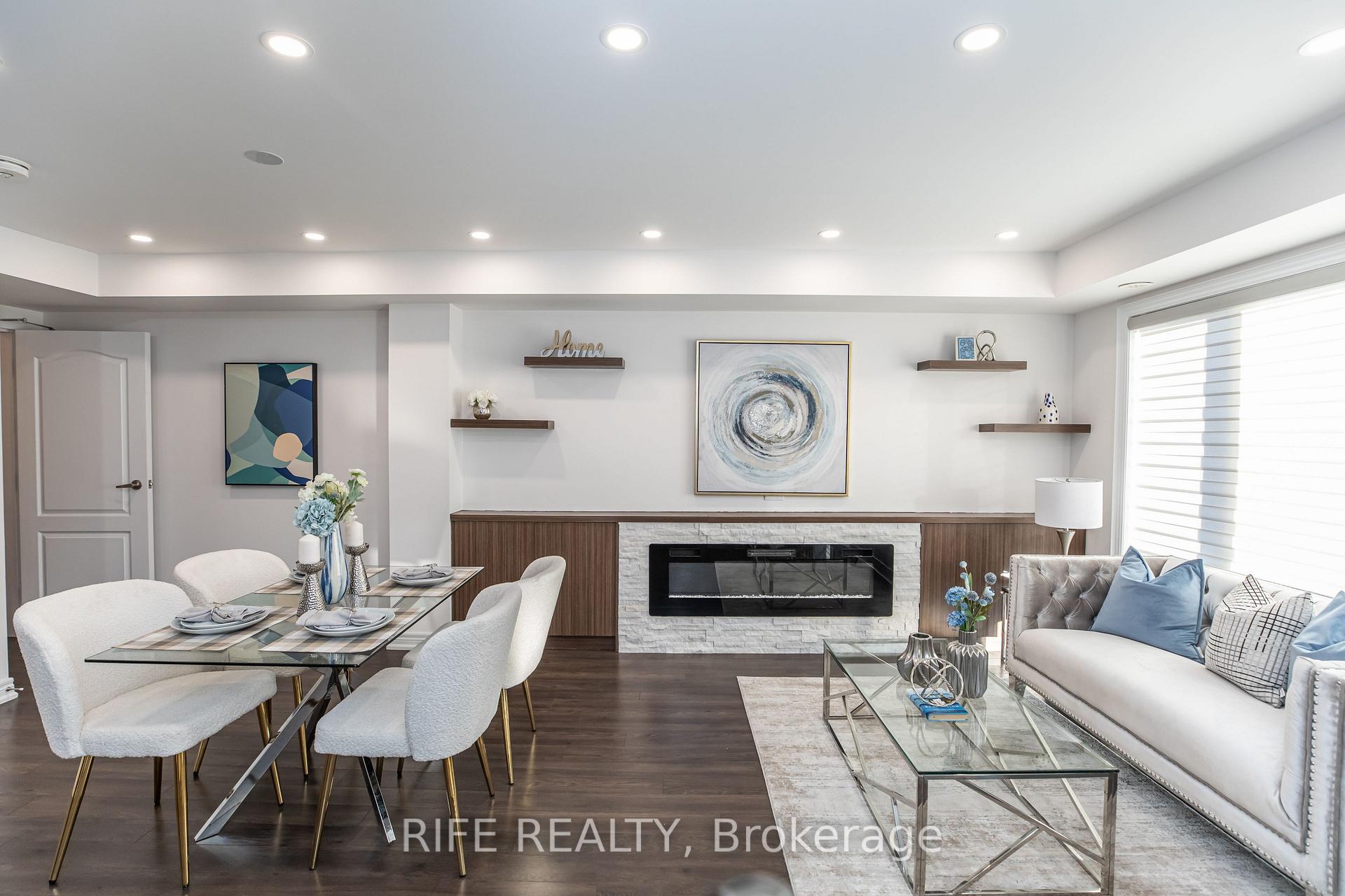 Photo 3 of Unit 604, 50 Dunsheath Way, Markham, Cornell — HOMEH