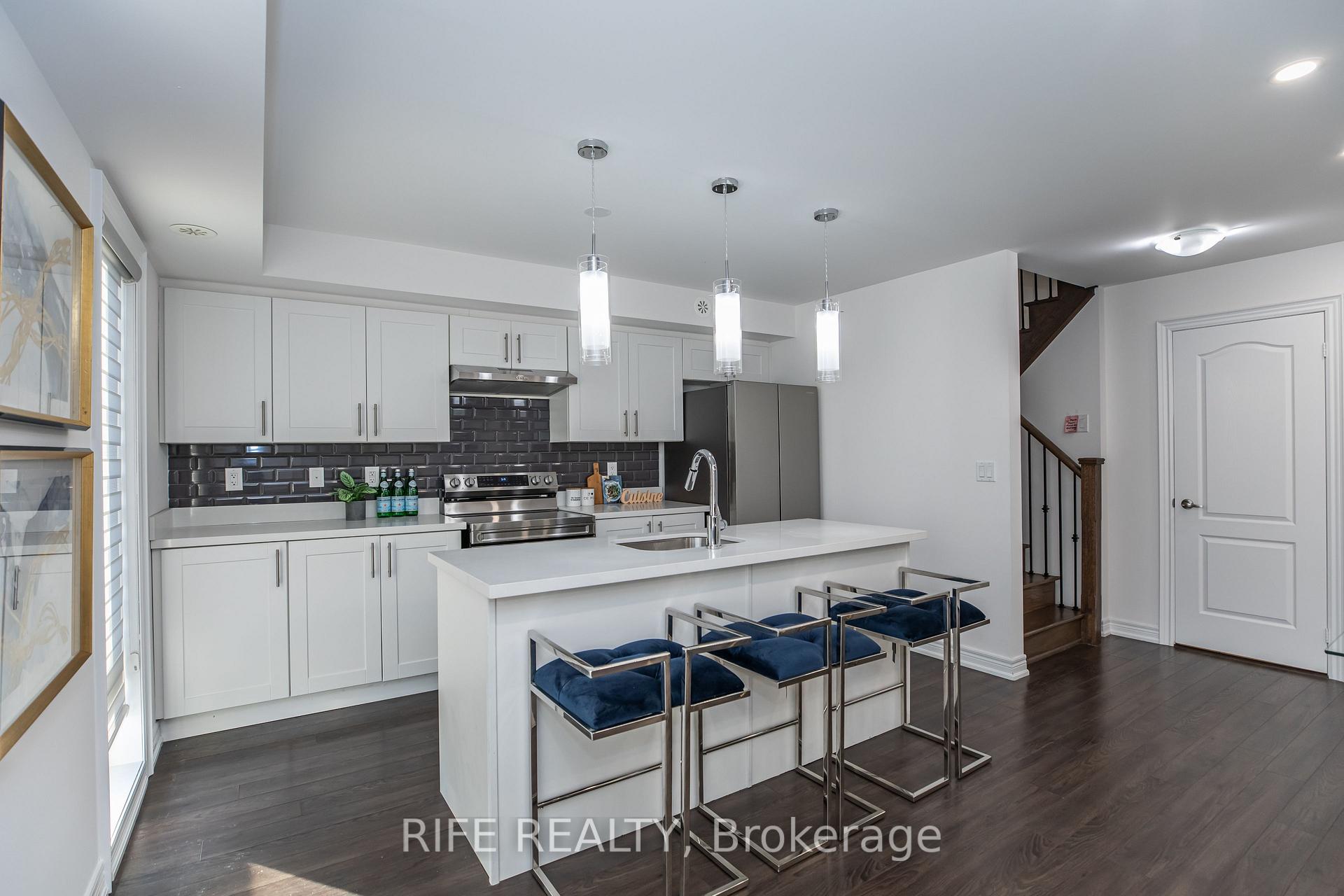 Photo 8 of Unit 604, 50 Dunsheath Way, Markham, Cornell — HOMEH