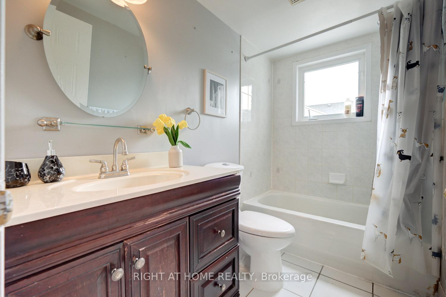Photo 15 of Unit 69, 1865 Kingston Road, Pickering, Village East — HOMEH