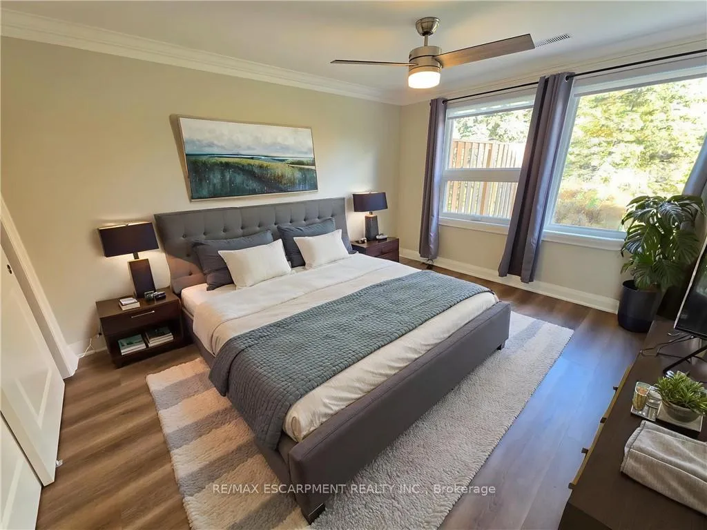 Photo 9 of 59 Szollosy Circle, Hamilton, Kennedy — HOMEH