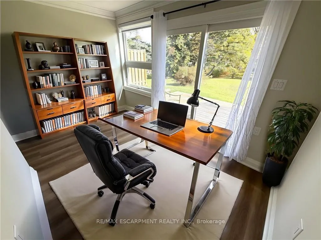 Photo 11 of 59 Szollosy Circle, Hamilton, Kennedy — HOMEH