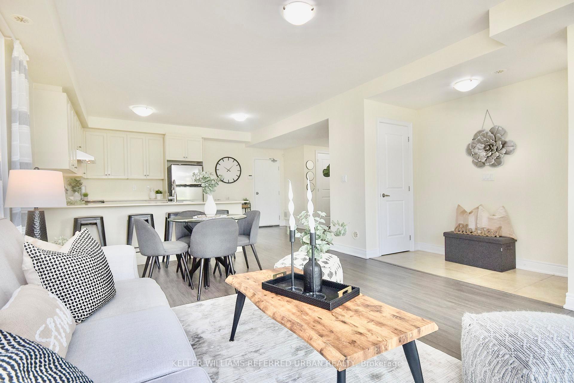 Photo 8 of Unit 1, 9621 Jane Street, Vaughan, Maple — HOMEH