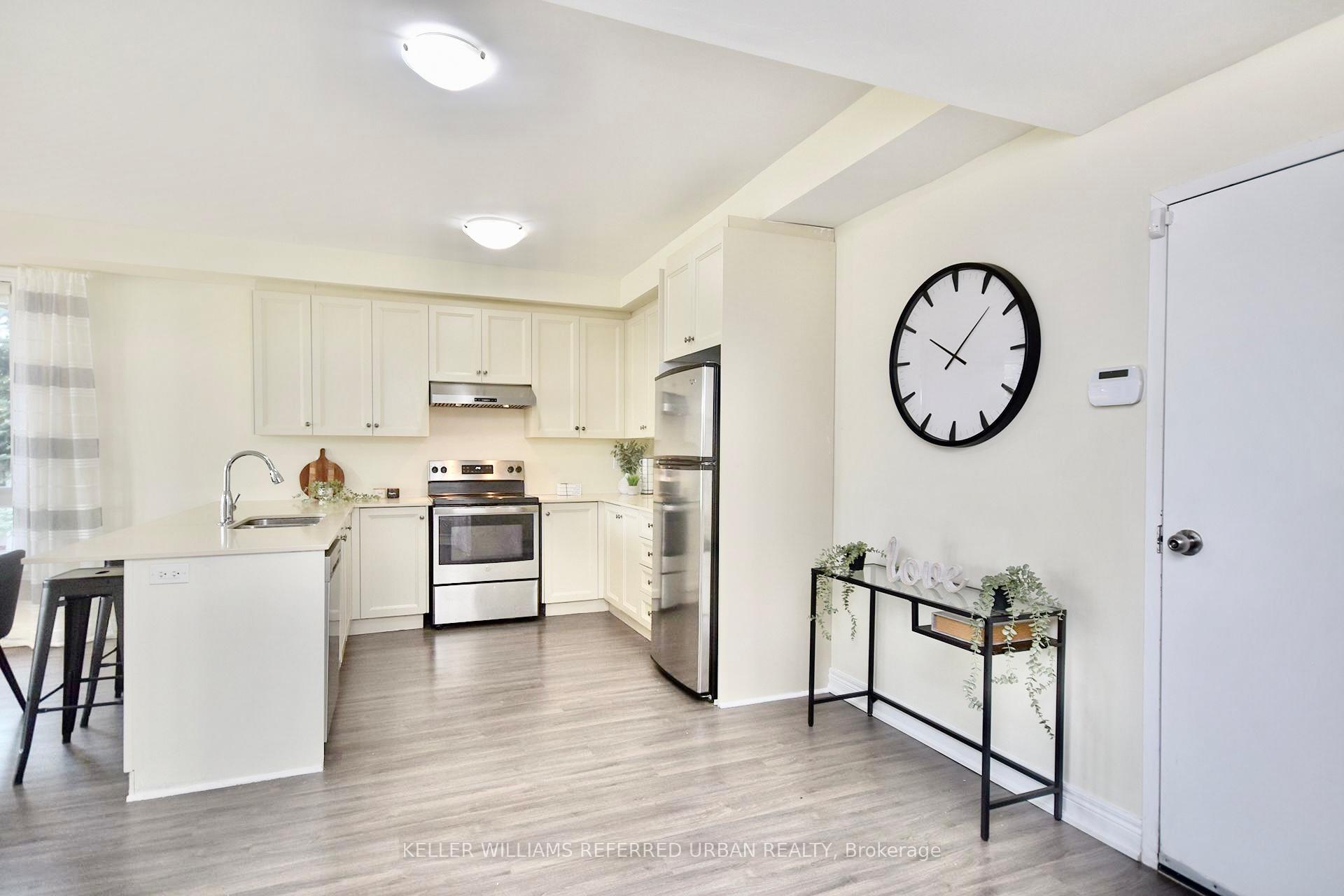 Photo 13 of Unit 1, 9621 Jane Street, Vaughan, Maple — HOMEH