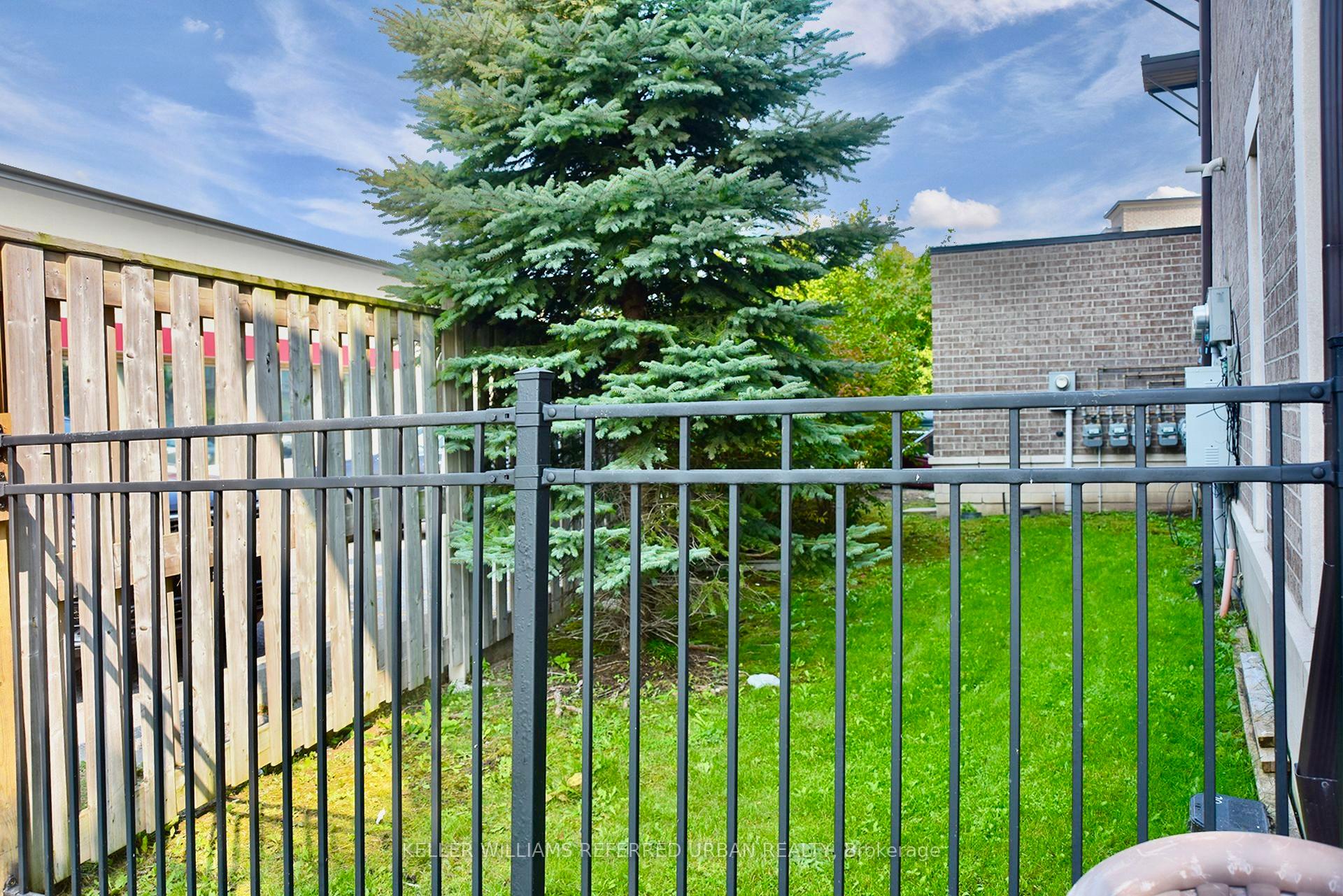 Photo 23 of Unit 1, 9621 Jane Street, Vaughan, Maple — HOMEH