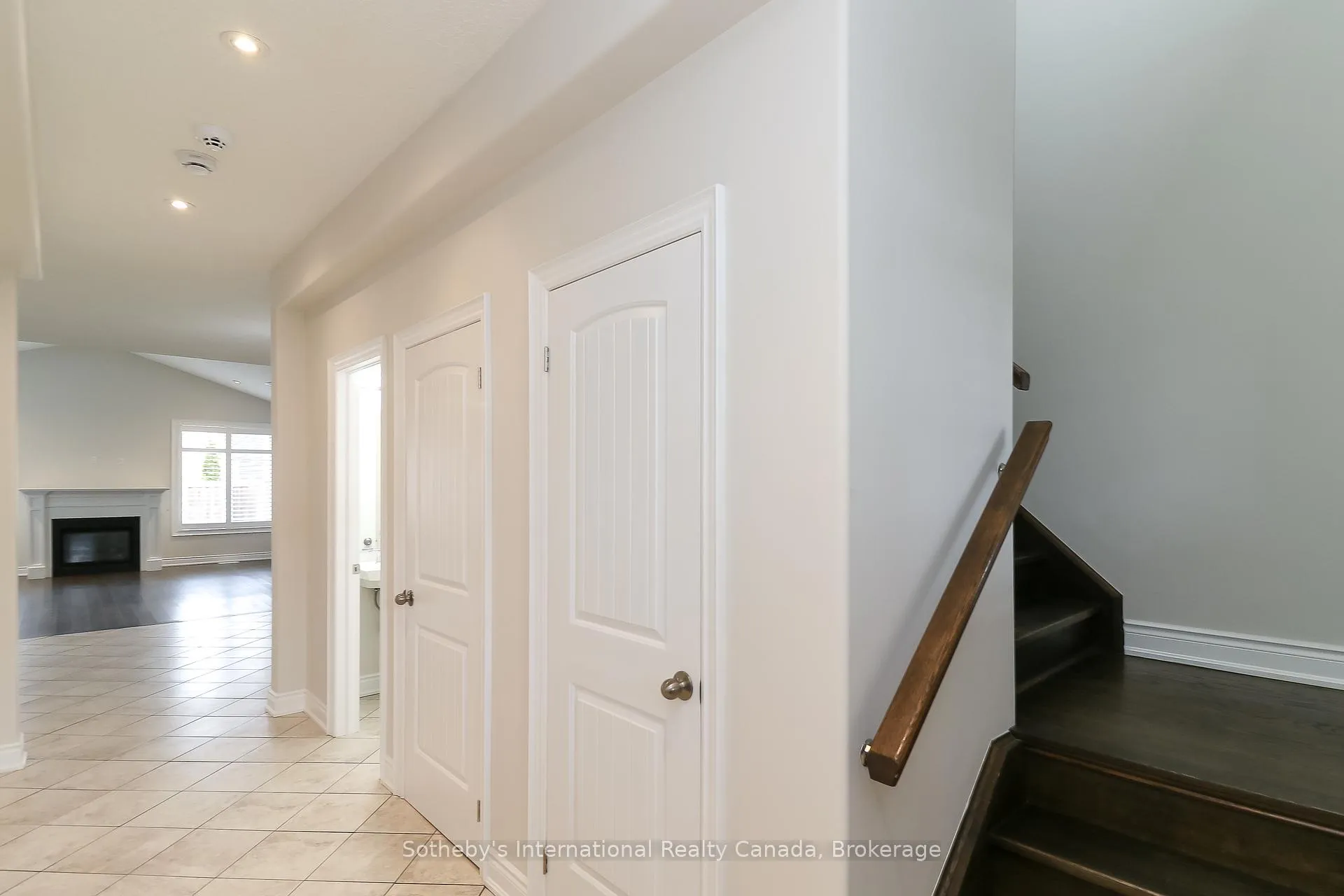 Photo 6 of 75 Garbutt Crescent, Collingwood — HOMEH