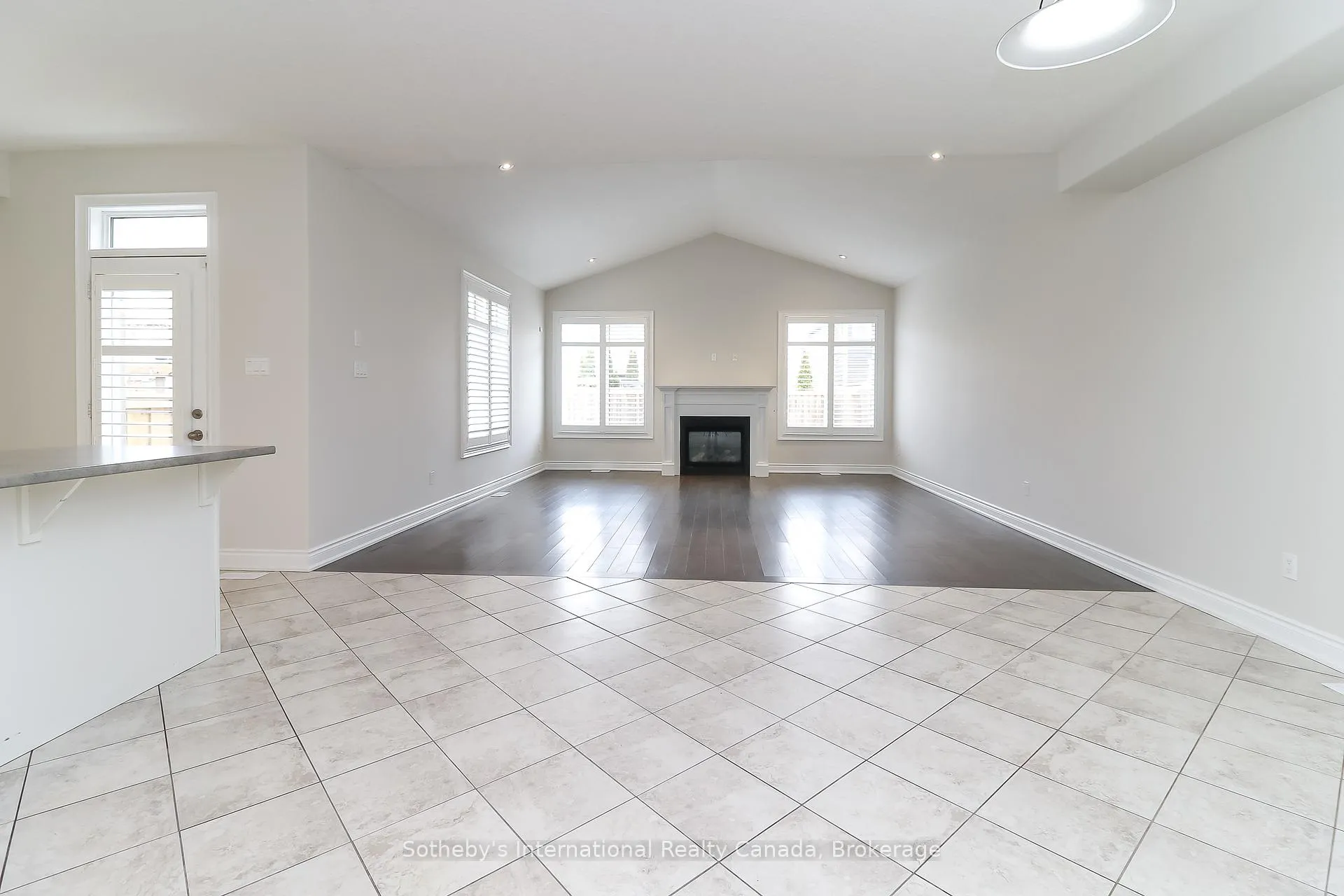 Photo 7 of 75 Garbutt Crescent, Collingwood — HOMEH