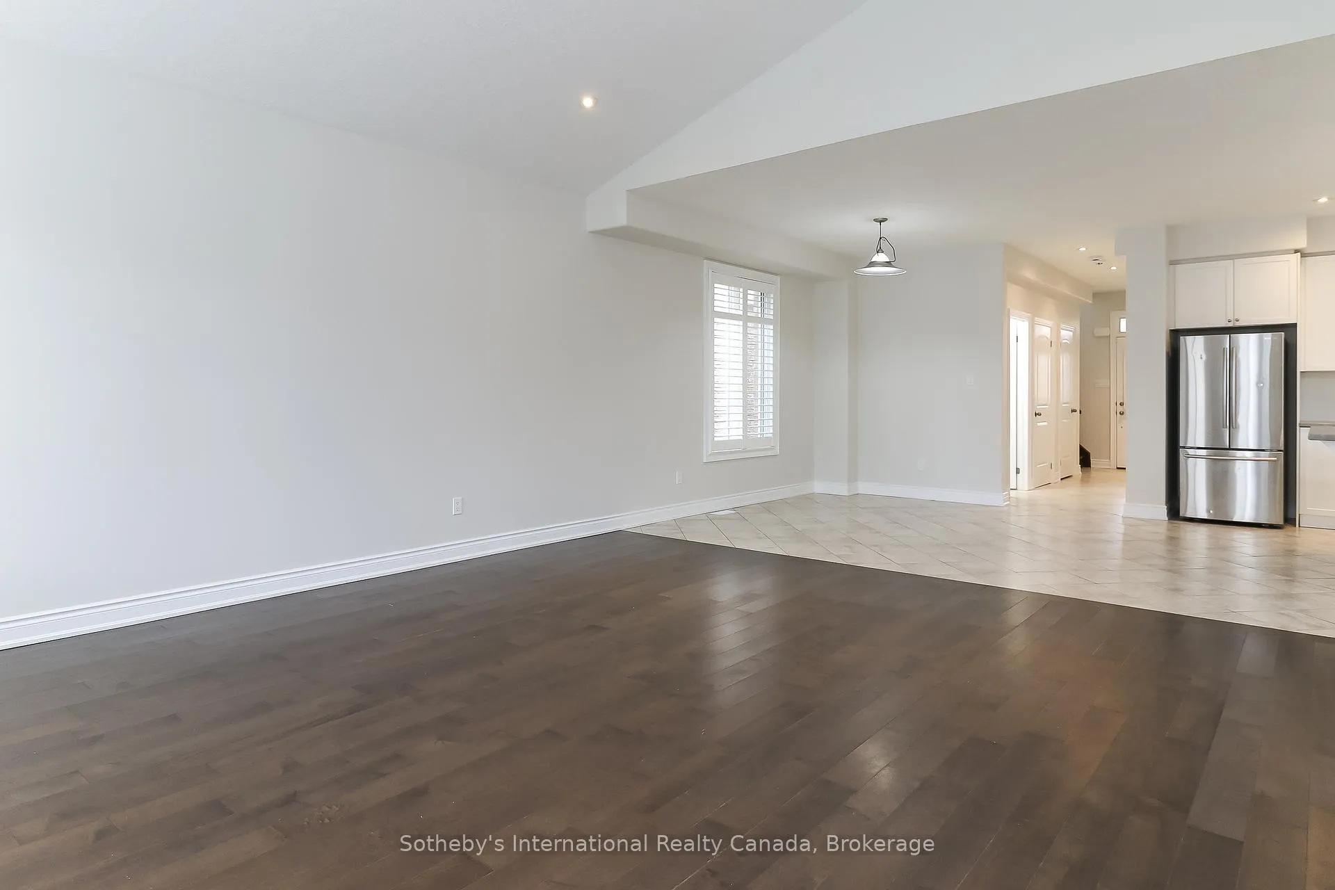 Photo 27 of 75 Garbutt Crescent, Collingwood — HOMEH