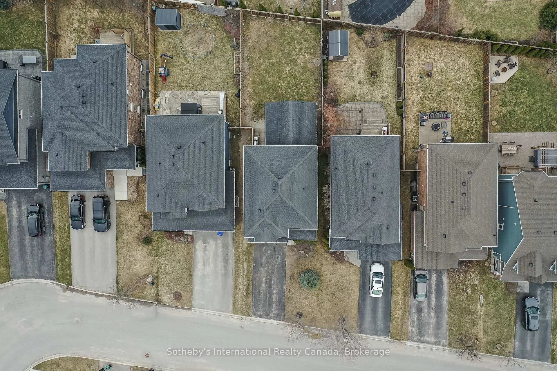 Photo 47 of 75 Garbutt Crescent, Collingwood — HOMEH