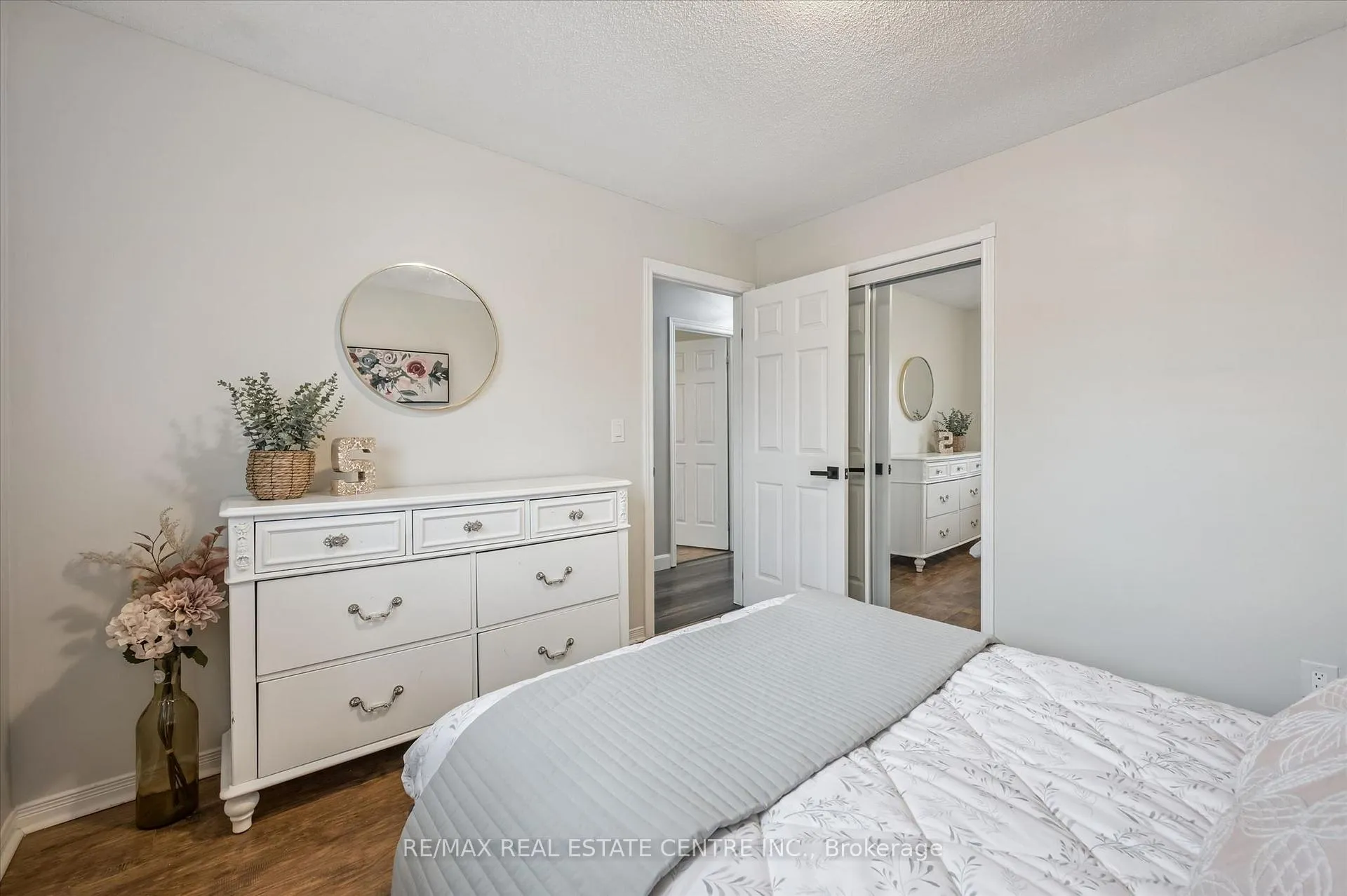 Photo 17 of 18 Avenue Road, Cambridge, Greenway-Chaplin — HOMEH