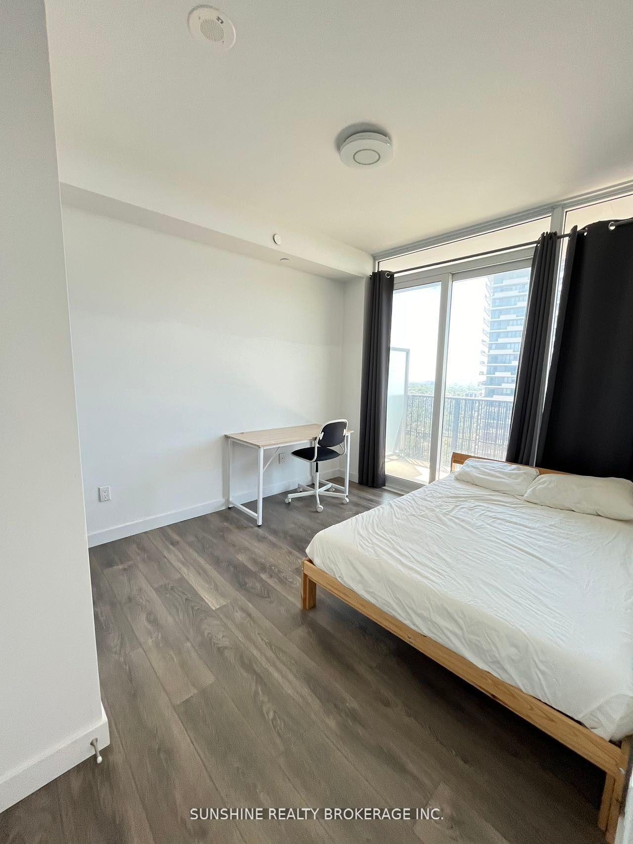 Photo 9 of Unit 2802, 8 Eglinton Avenue E, Toronto, Mount Pleasant East — HOMEH