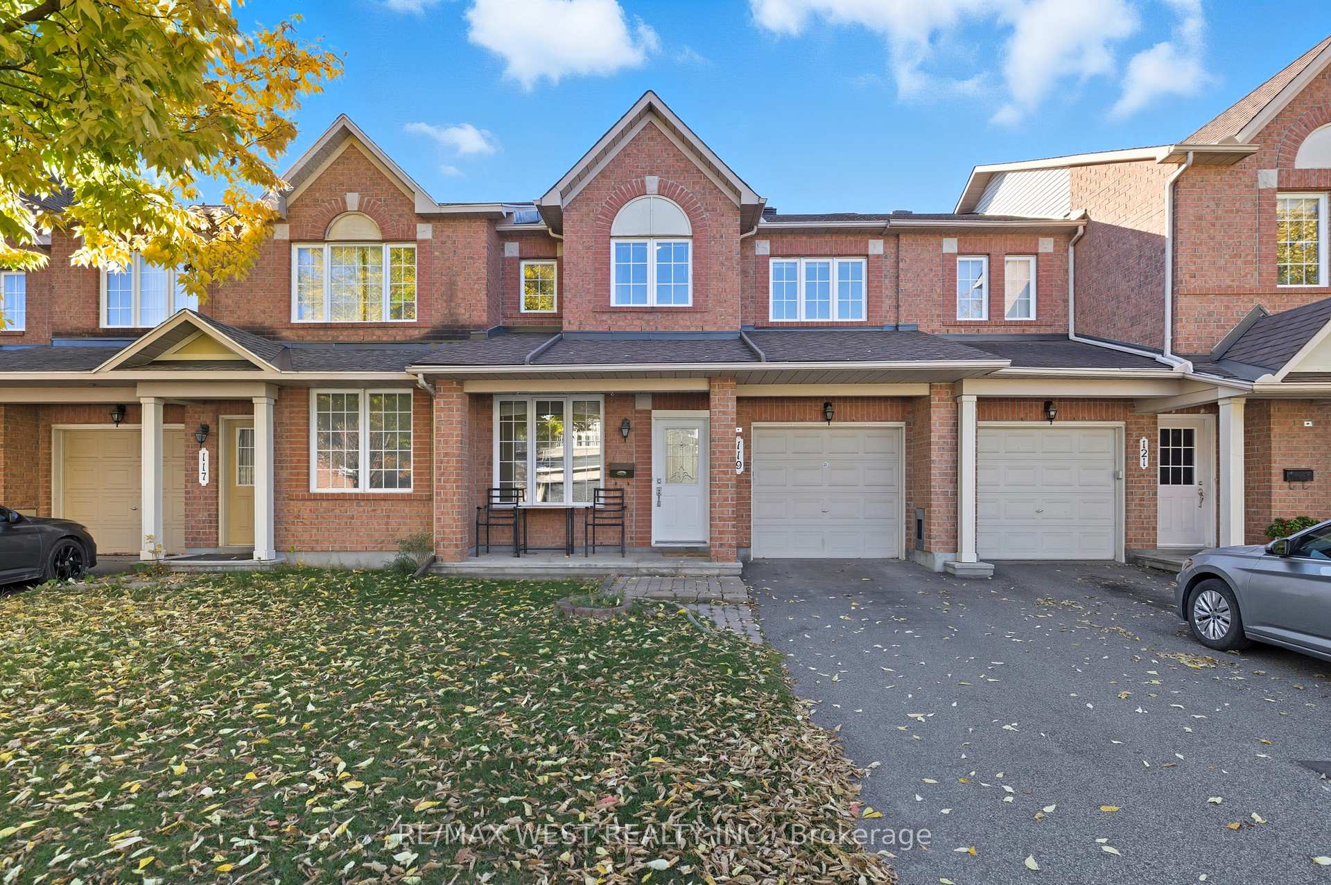 Photo 1 of 119 Deerfox Drive, Ottawa, Barrhaven - Longfields — HOMEH
