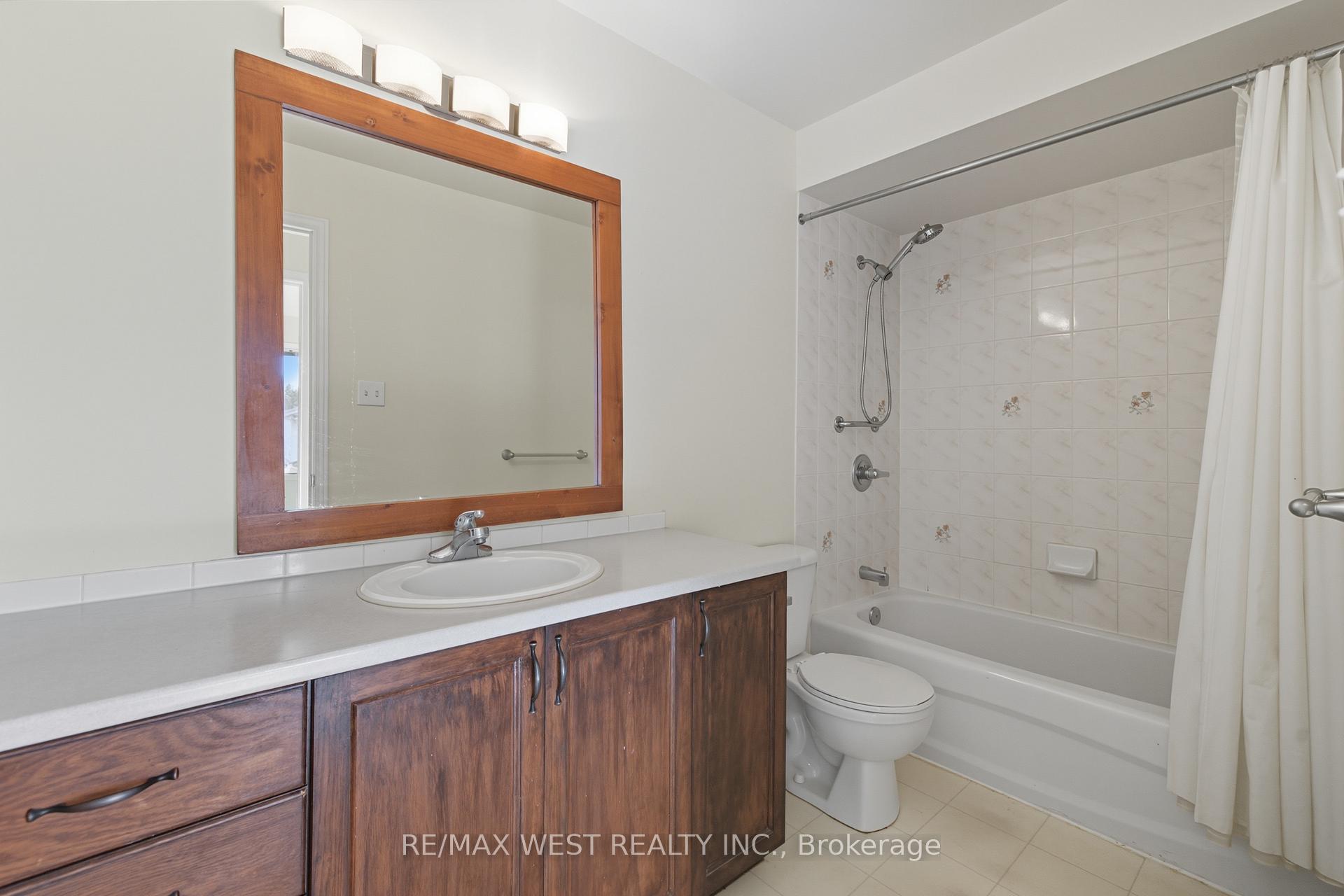 Photo 14 of 119 Deerfox Drive, Ottawa, Barrhaven - Longfields — HOMEH