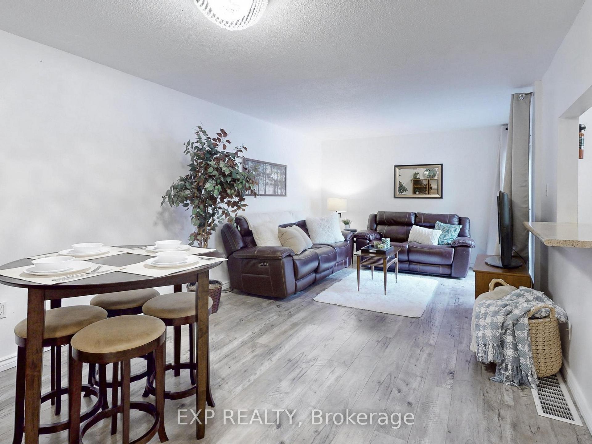 Photo 4 of Unit 23, 101 Dovedale Drive, Whitby, Downtown Whitby — HOMEH