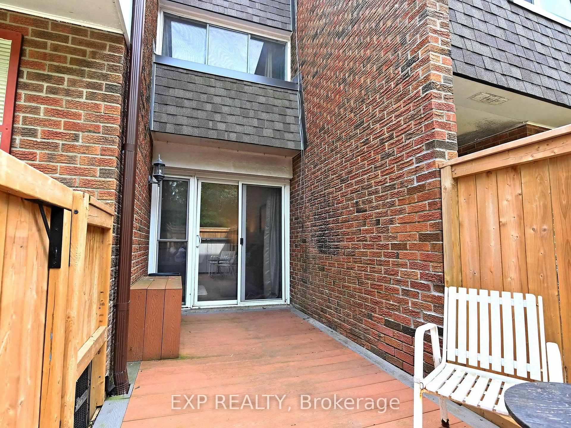 Photo 15 of Unit 23, 101 Dovedale Drive, Whitby, Downtown Whitby — HOMEH