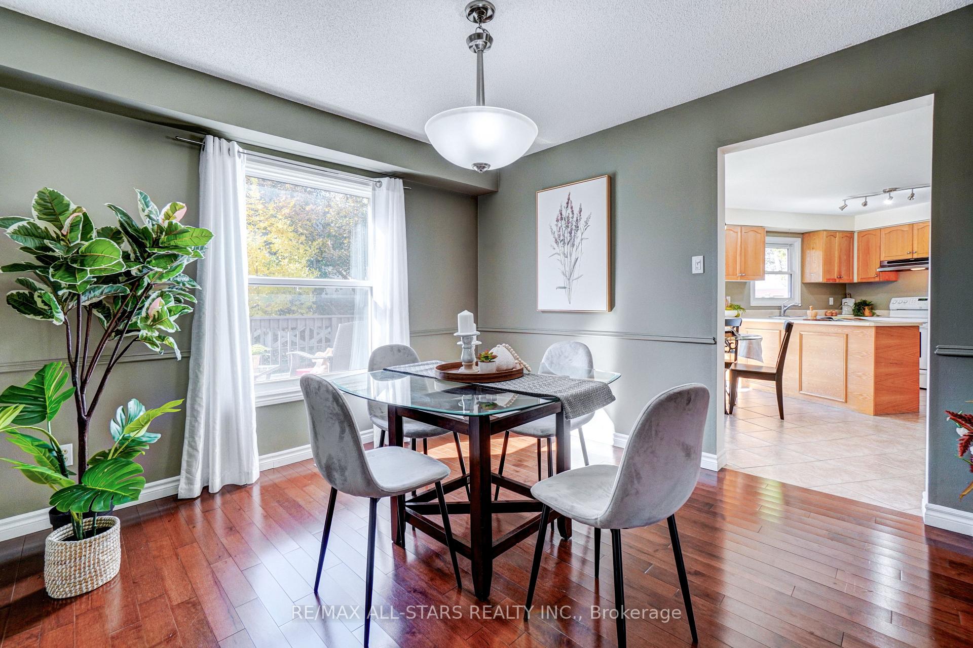 Photo 8 of Unit 1, 1 Adams Court, Uxbridge — HOMEH