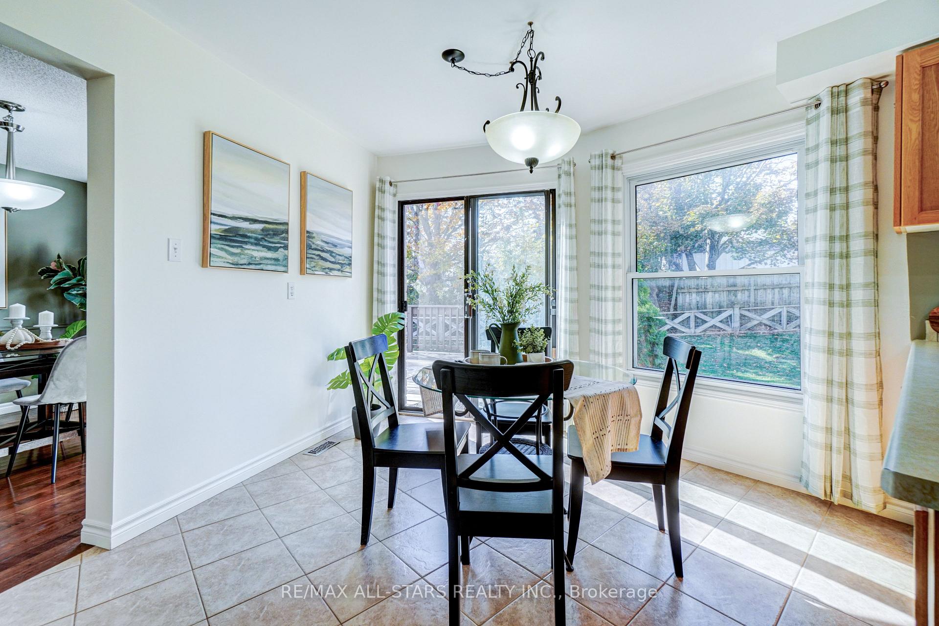 Photo 12 of Unit 1, 1 Adams Court, Uxbridge — HOMEH
