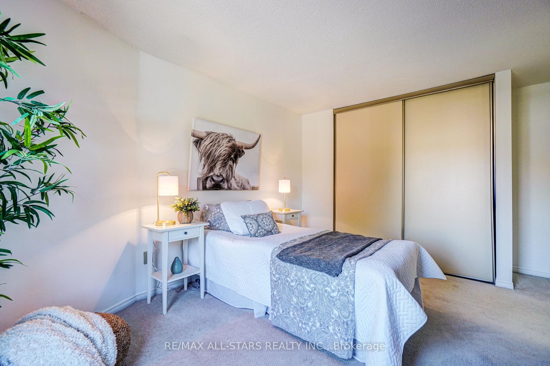 Photo 23 of Unit 1, 1 Adams Court, Uxbridge — HOMEH