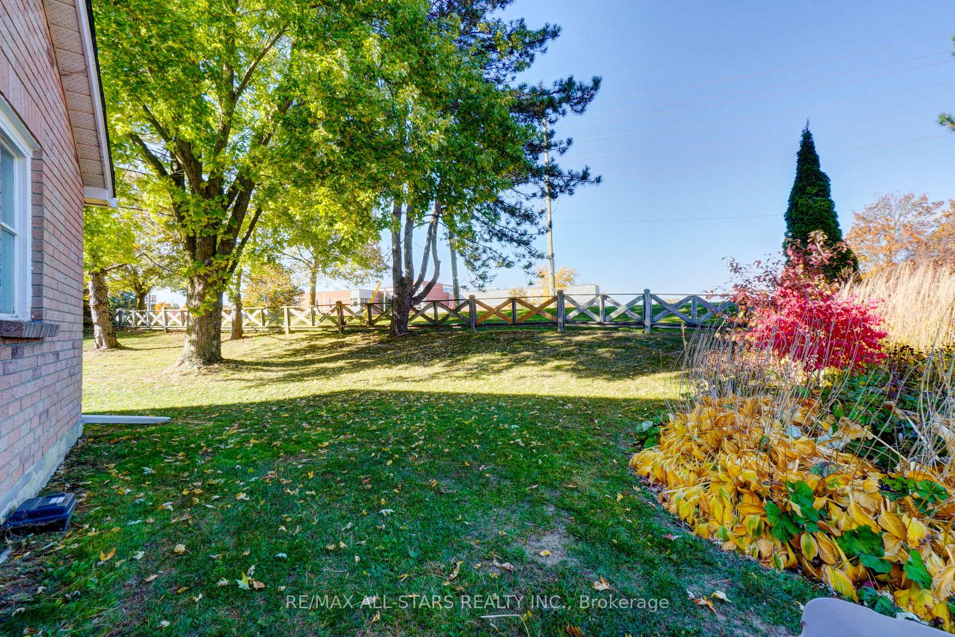 Photo 35 of Unit 1, 1 Adams Court, Uxbridge — HOMEH