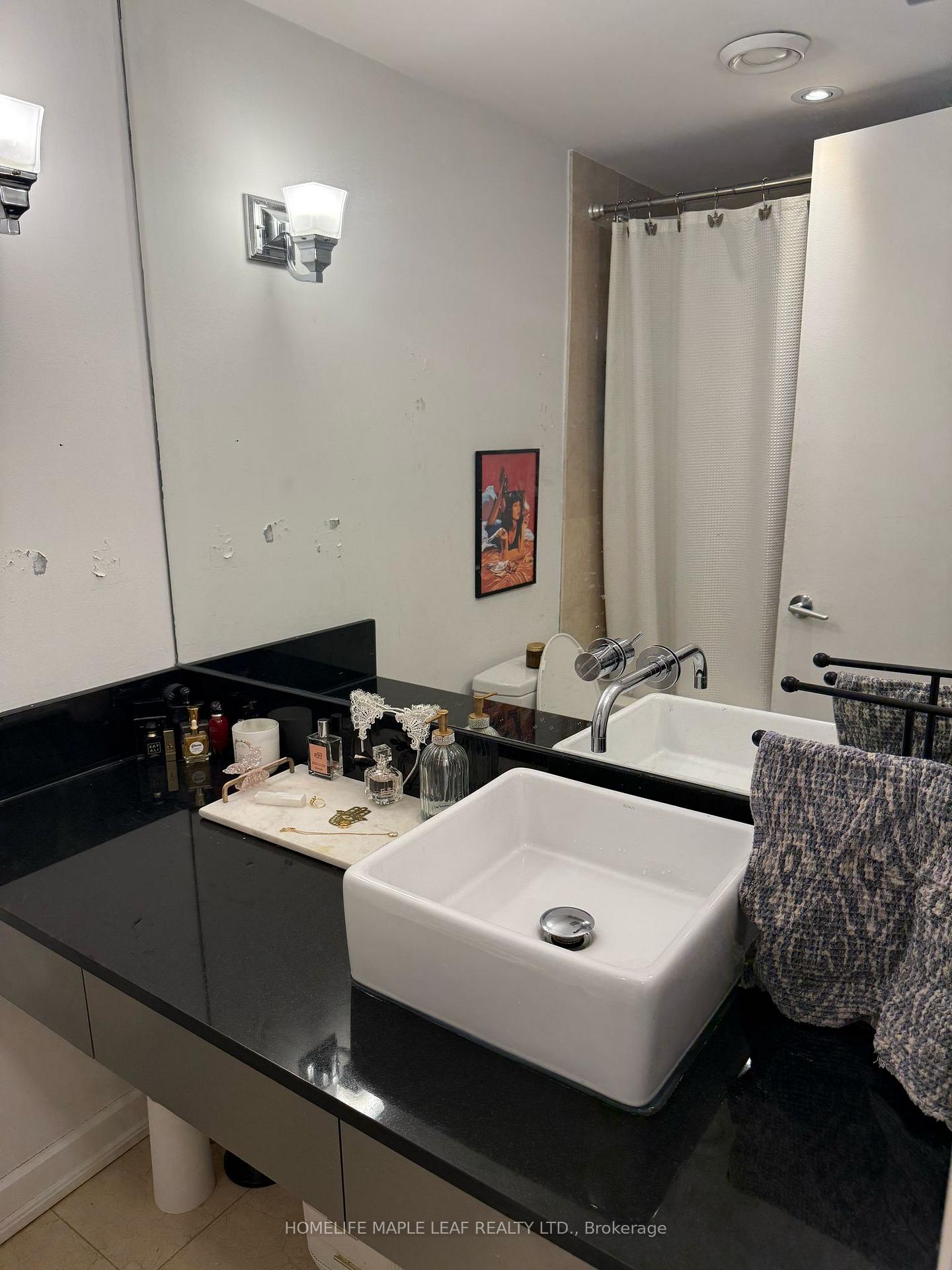 Photo 19 of Unit 921, 36 Blue Jays Way, Toronto, Waterfront Communities — HOMEH