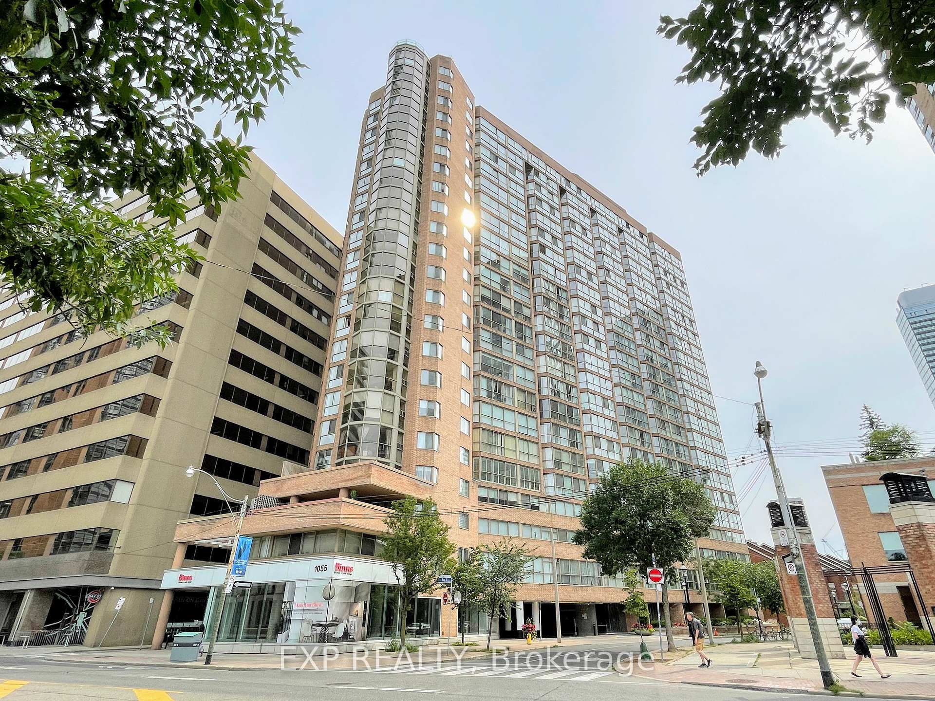 Front of Unit 1802, 1055 Bay Street