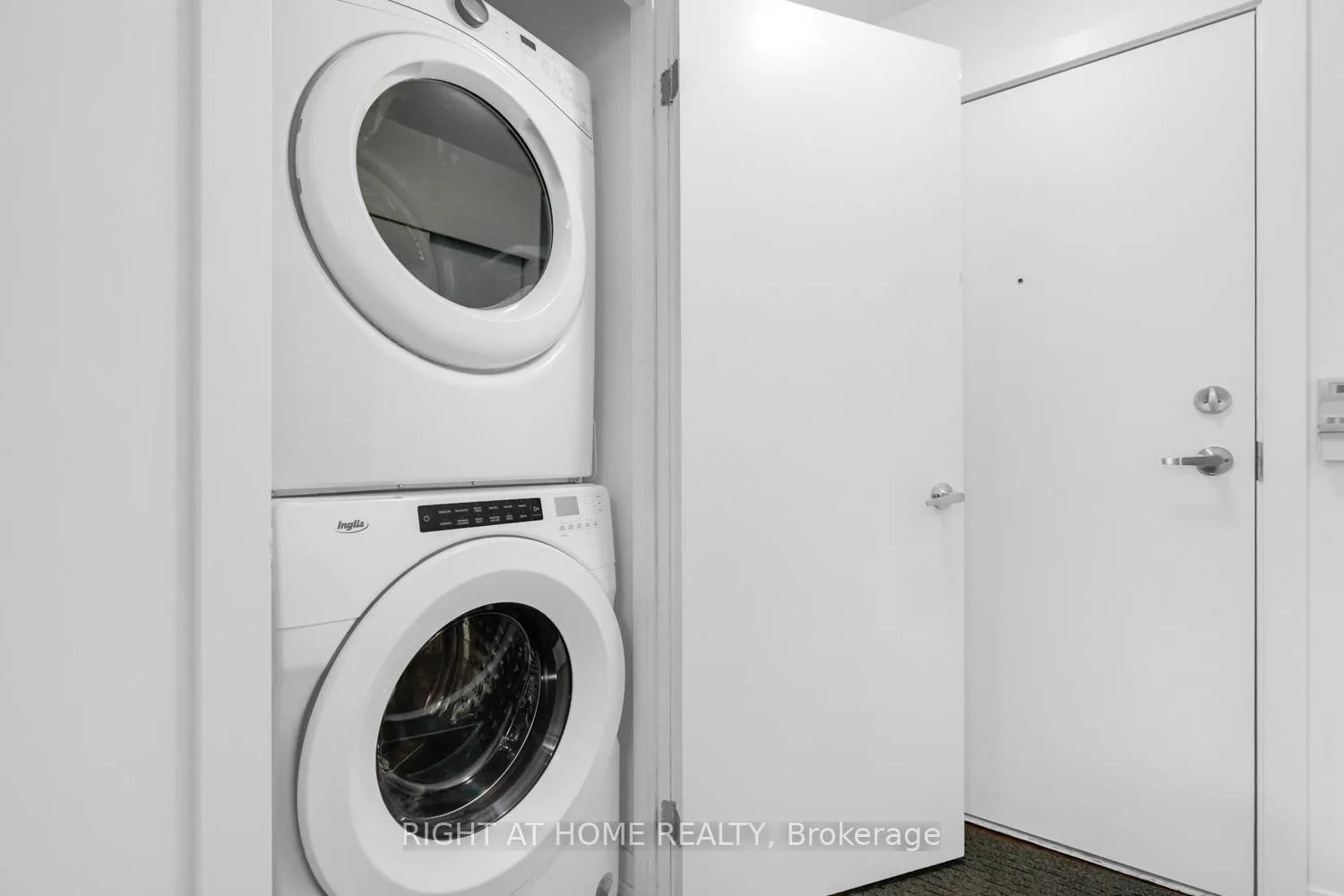 Photo 10 of Unit 701, 10 Willison Square, Toronto, Kensington-Chinatown — HOMEH