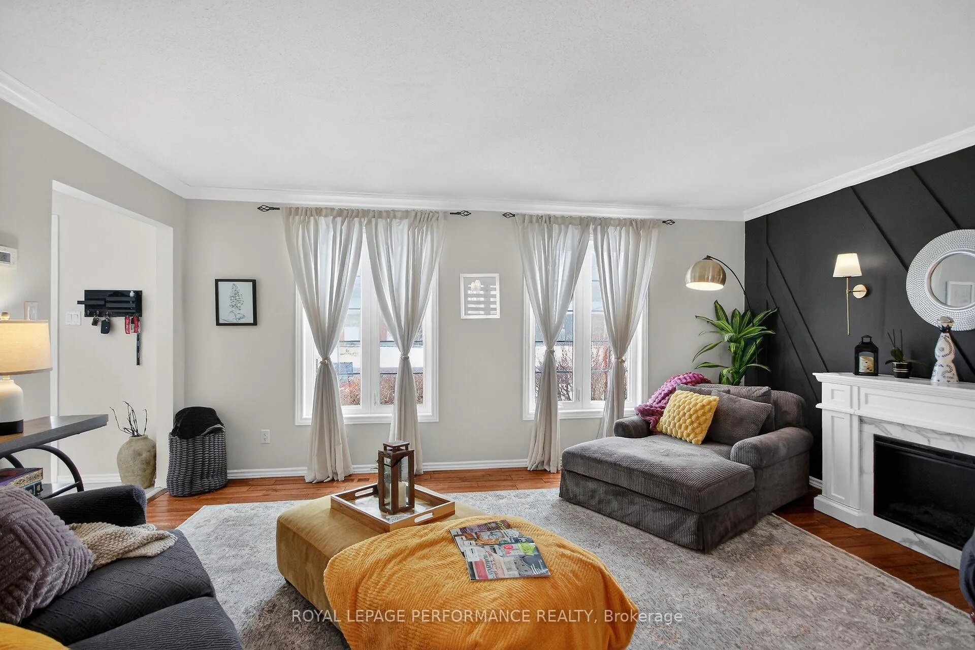 Photo 7 of 107 Dunlop Crescent, Russell, Village of Russell — HOMEH