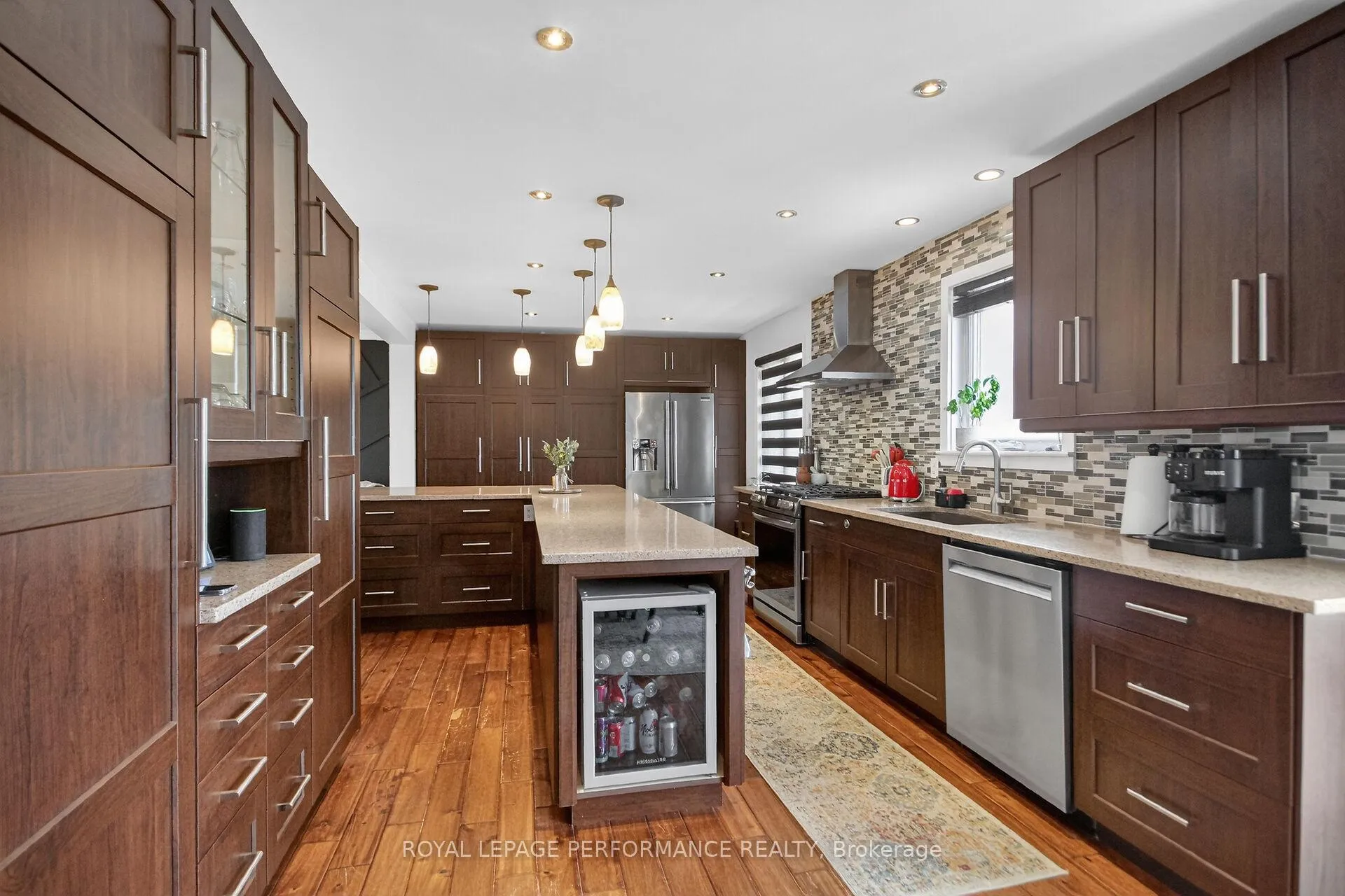 Photo 14 of 107 Dunlop Crescent, Russell, Village of Russell — HOMEH