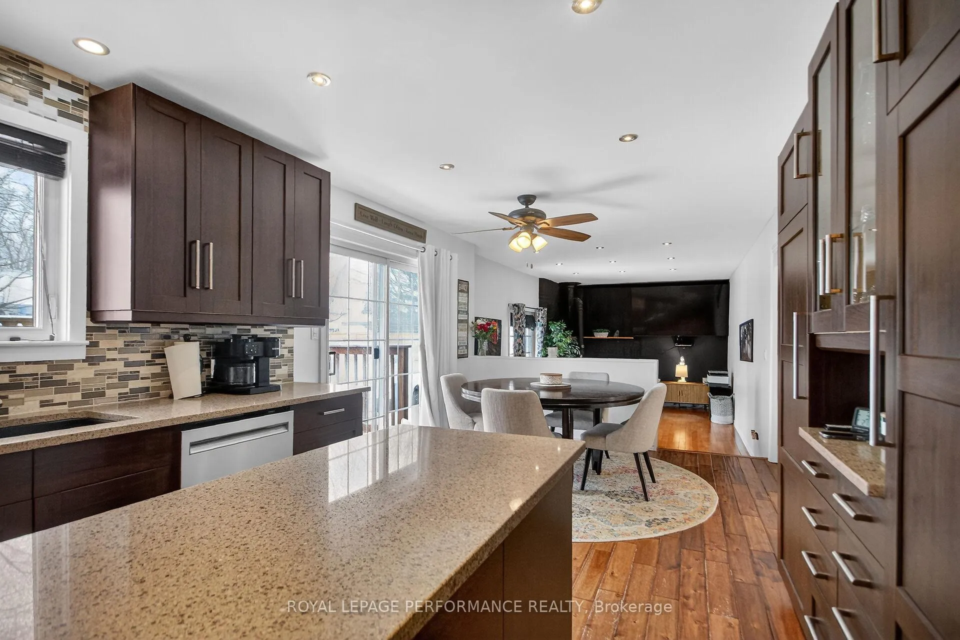 Photo 19 of 107 Dunlop Crescent, Russell, Village of Russell — HOMEH