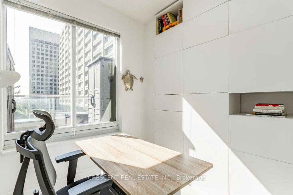Photo 23 of Unit 701, 35 Balmuto Street, Toronto, Bay Street Corridor — HOMEH