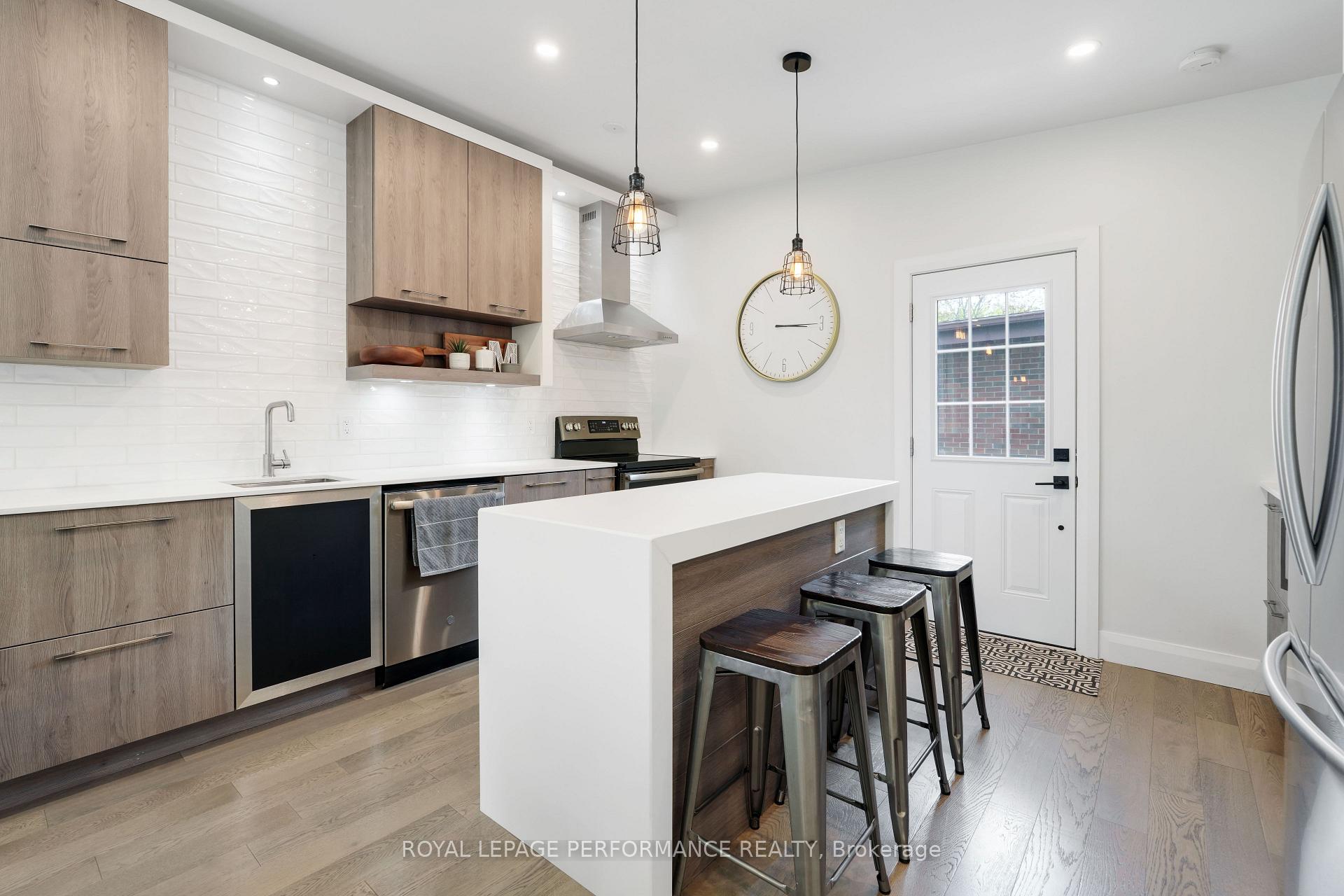 Photo 9 of 824 Adams Avenue, Ottawa, Elmvale Acres — HOMEH