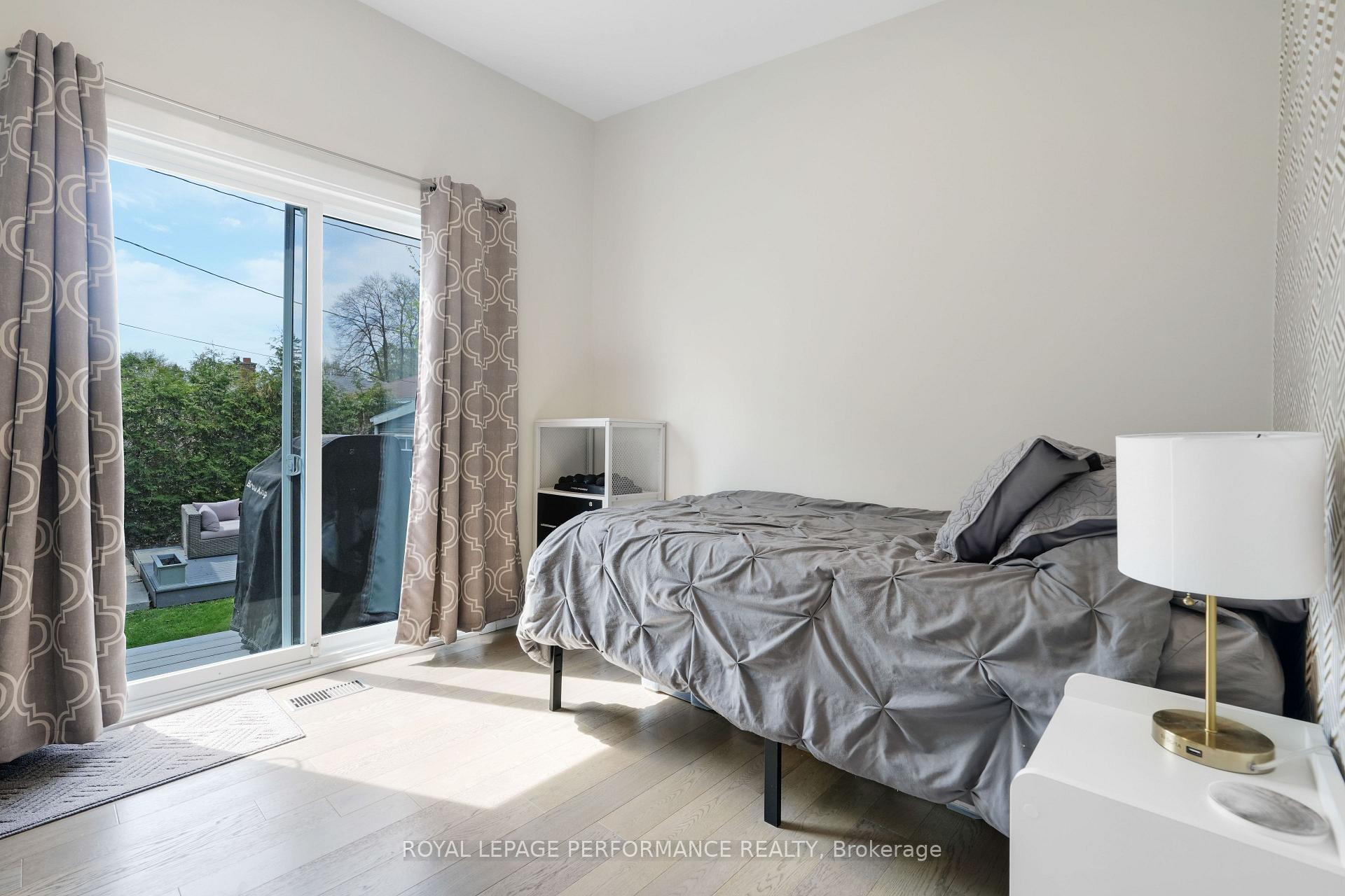Photo 11 of 824 Adams Avenue, Ottawa, Elmvale Acres — HOMEH