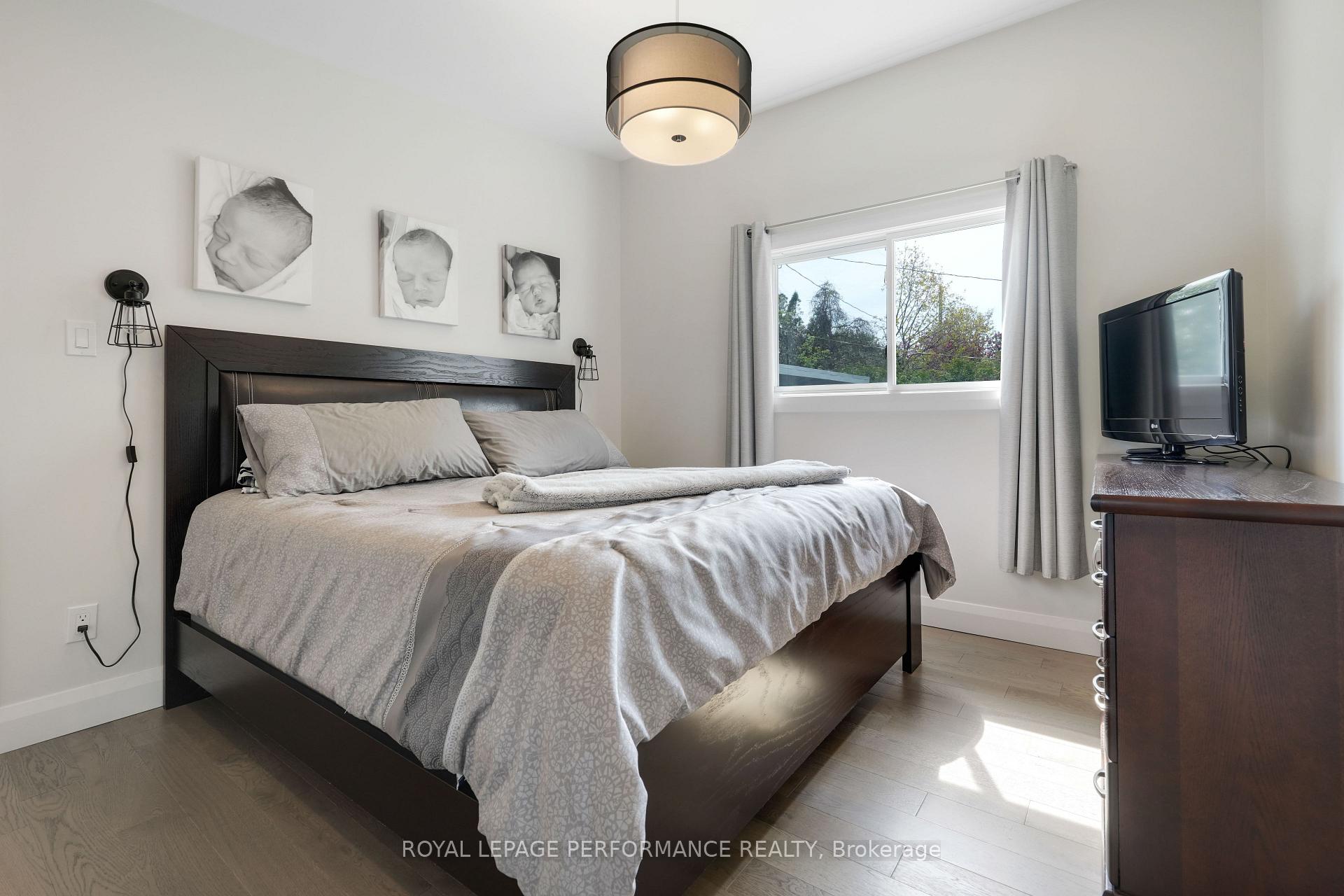 Photo 20 of 824 Adams Avenue, Ottawa, Elmvale Acres — HOMEH