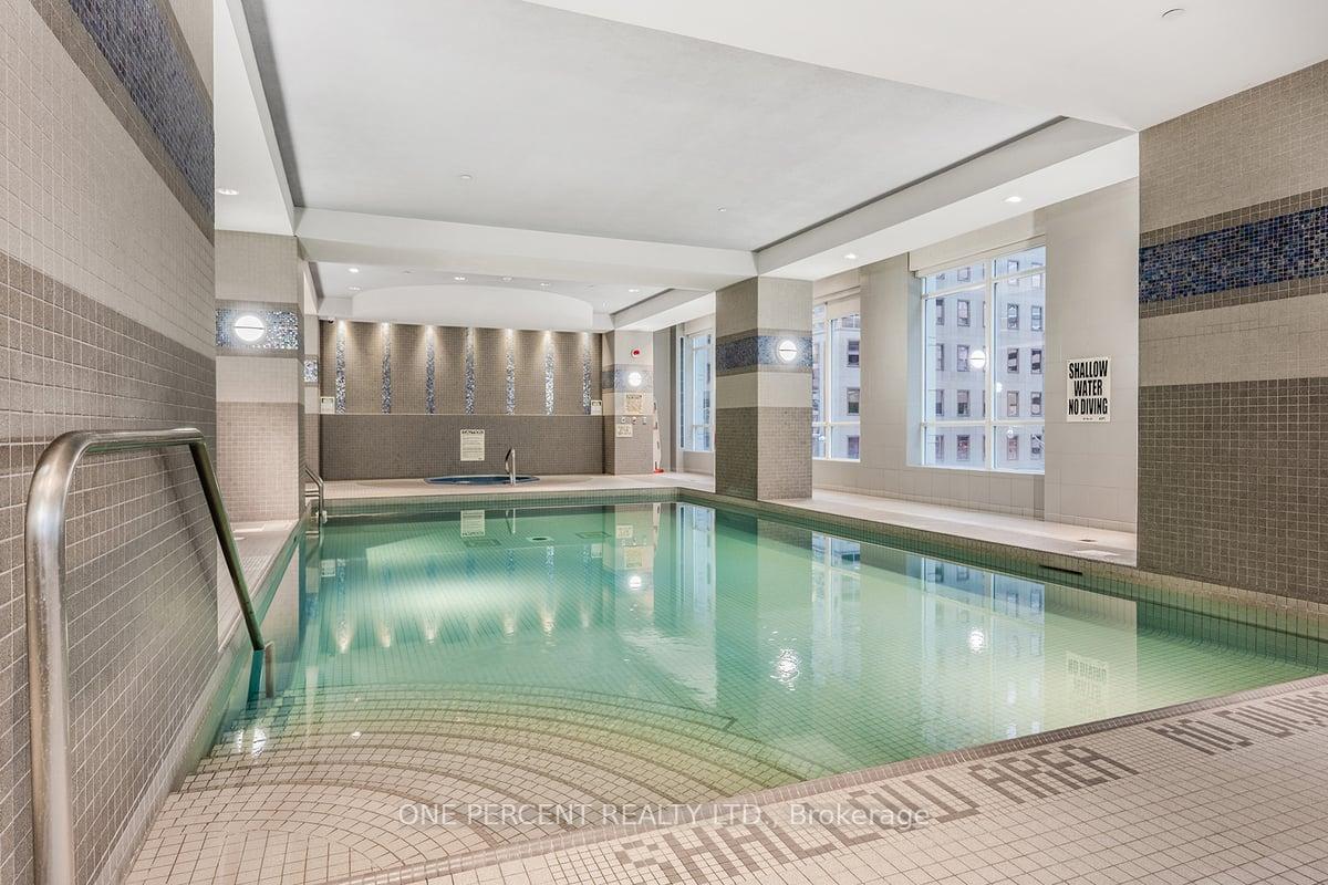 Photo 6 of Unit 1110, 763 Bay Street, Toronto, Bay Street Corridor — HOMEH