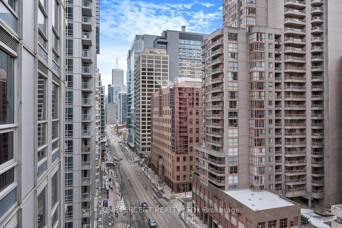 Photo 22 of Unit 1110, 763 Bay Street, Toronto, Bay Street Corridor — HOMEH