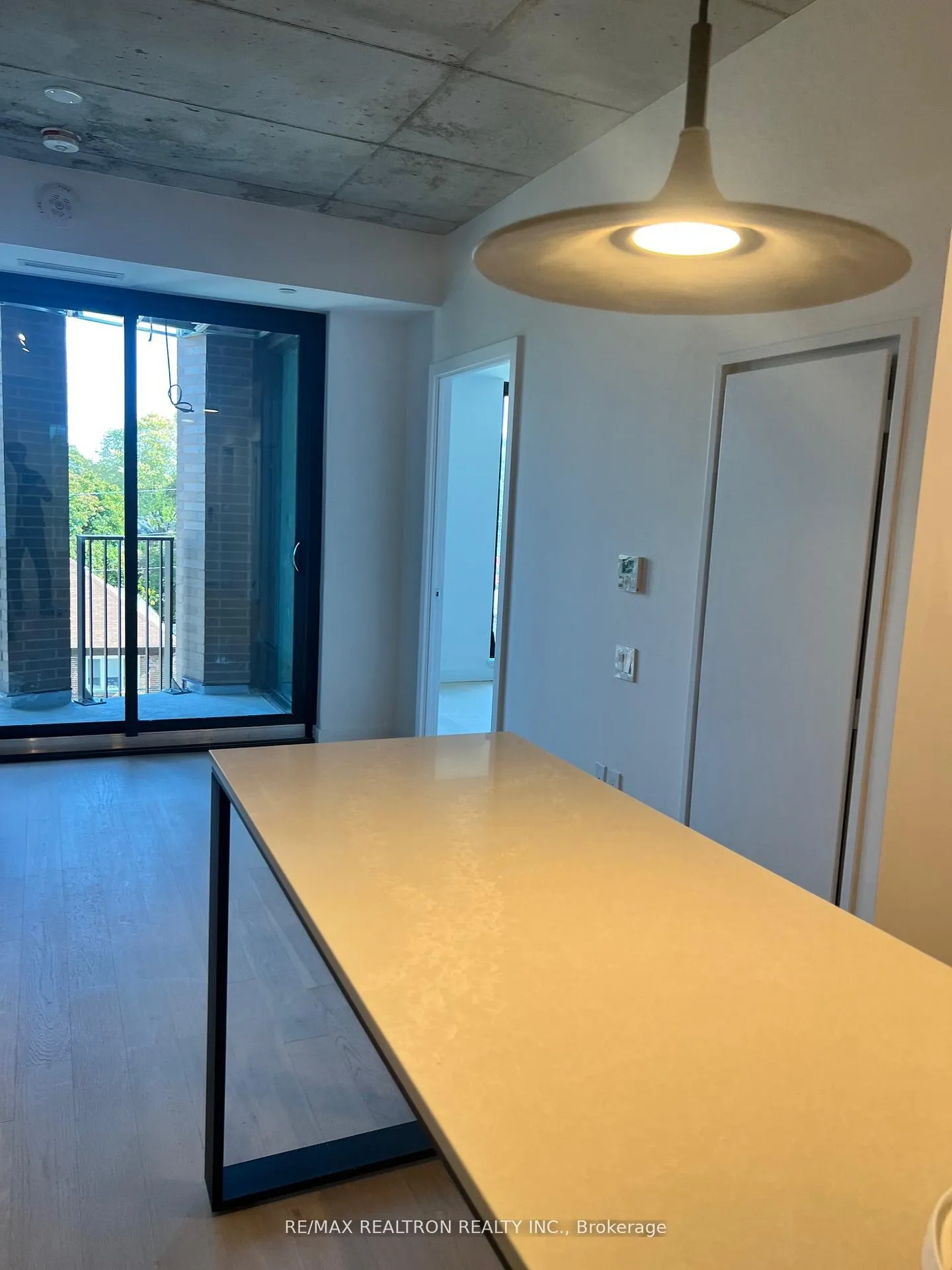 Photo 3 of Unit 403, 1720 Bayview Avenue, Toronto, Mount Pleasant East — HOMEH